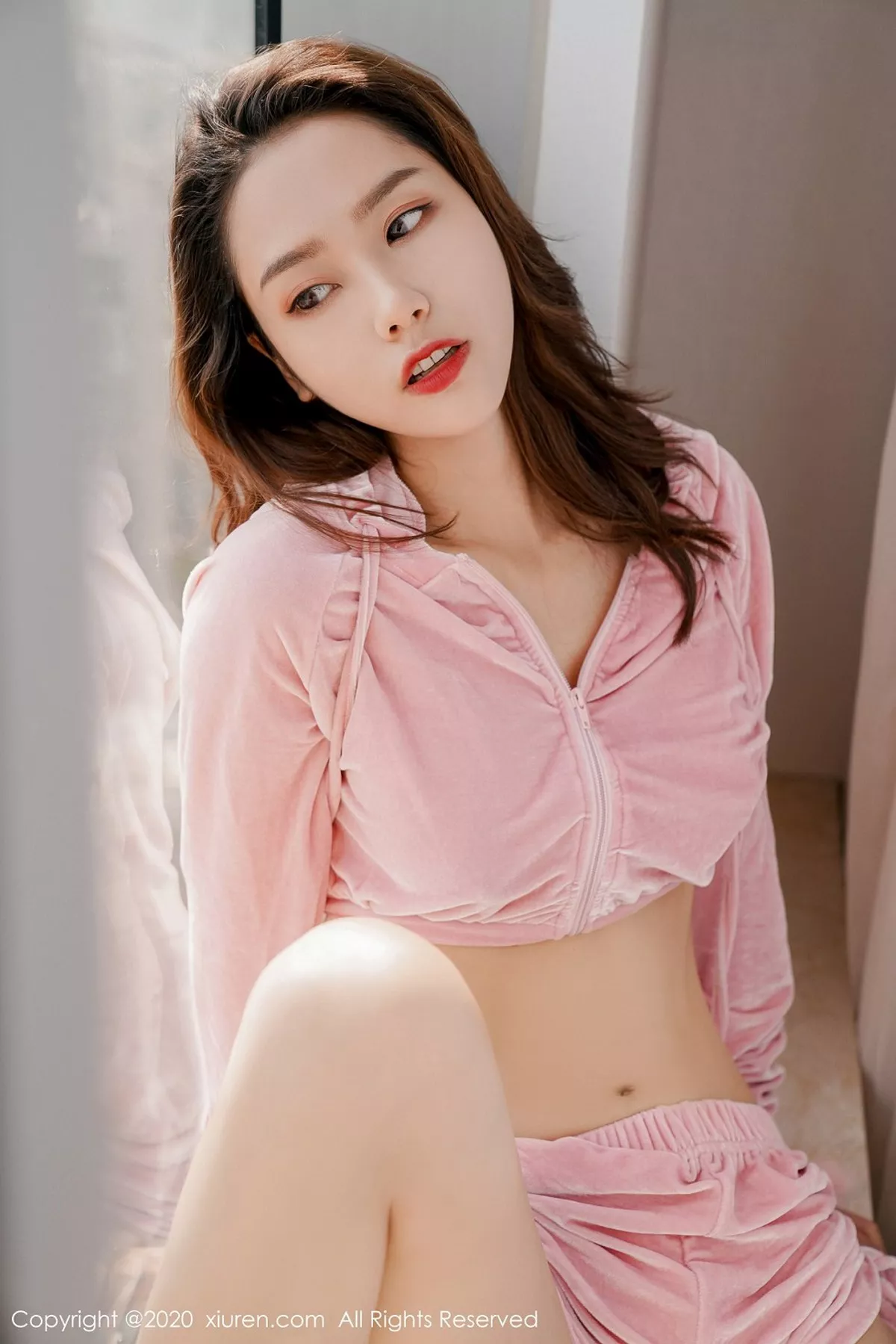 秀人集.com_[XiuRen秀人网]No.2456_嫩模方子萱性感粉色运动内衣半脱露白色蕾丝内裤撩人诱惑写真59P