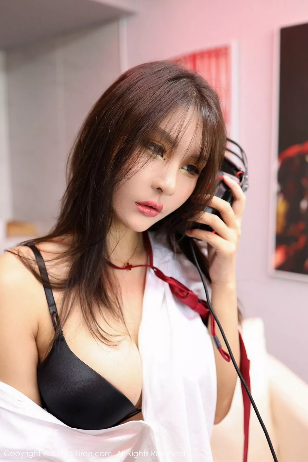 秀人集.com_[XiuRen秀人网]No.2461_嫩模Emily顾奈奈不良校花网瘾少女主题开档黑丝裤袜魅惑写真90P