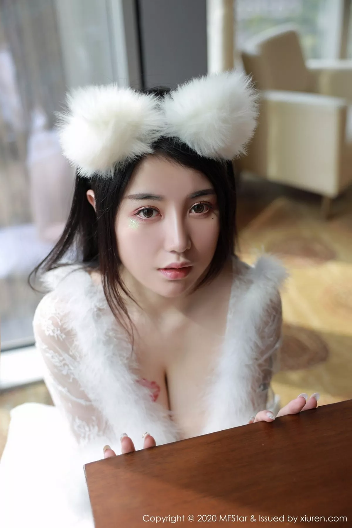 秀人集.com_[MFStar模范学院]Vol.353_嫩模美七Mia私房猫耳制服露傲人豪乳遮点极致诱惑写真45P