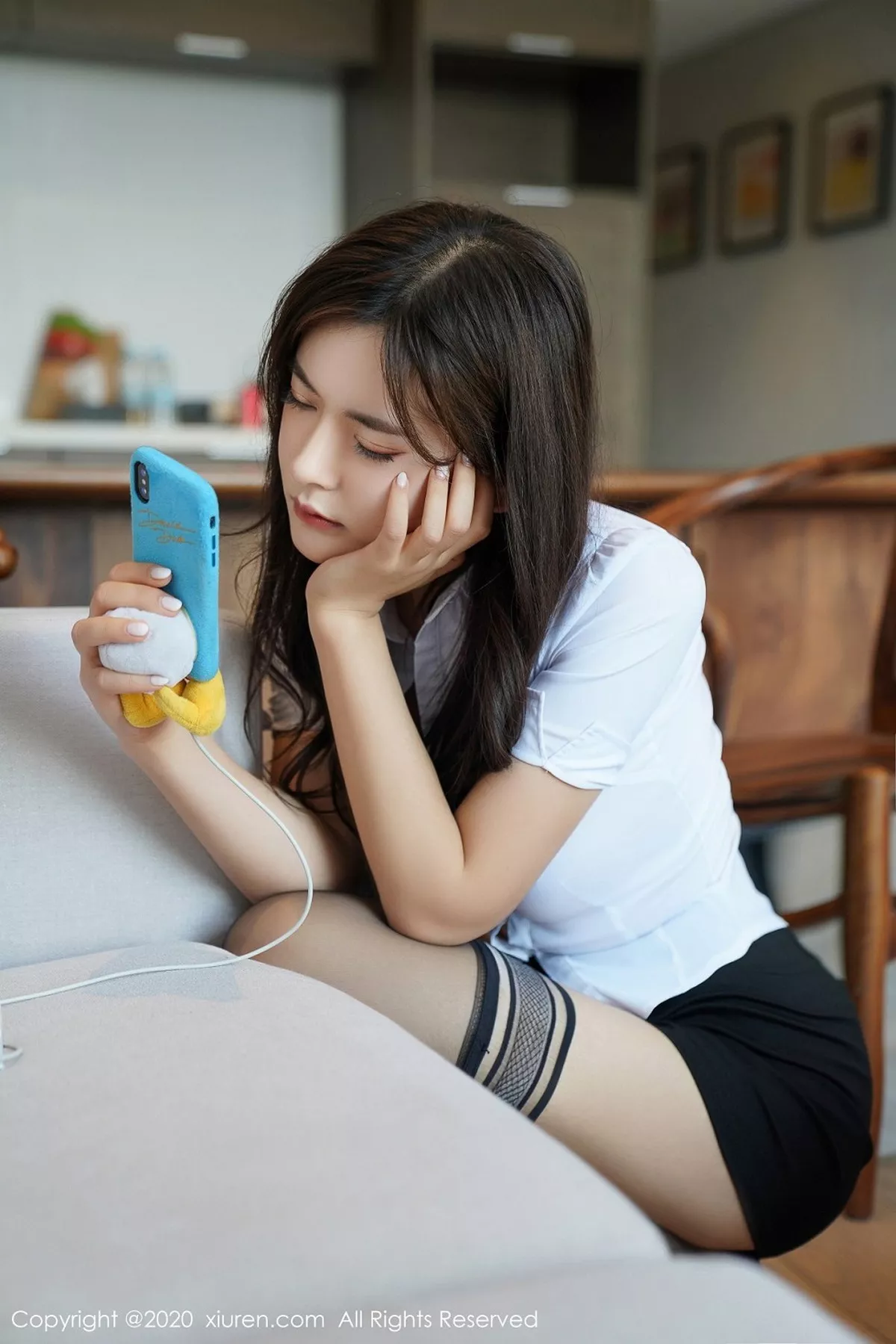 秀人集.com_[XiuRen秀人网]No.2381_嫩模白露小猪经典职场秘书OL装黑短裙配黑丝袜秀翘臀诱惑写真49P