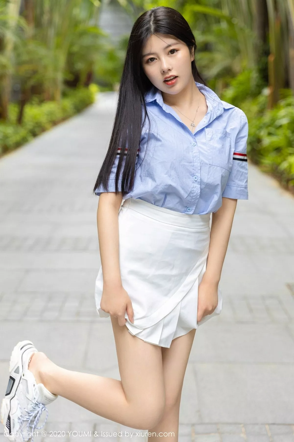 秀人集.com_[YouMi尤蜜荟]Vol.513_女神娜露Selena三亚旅拍清纯校园风半脱露完美身材诱惑写真63P