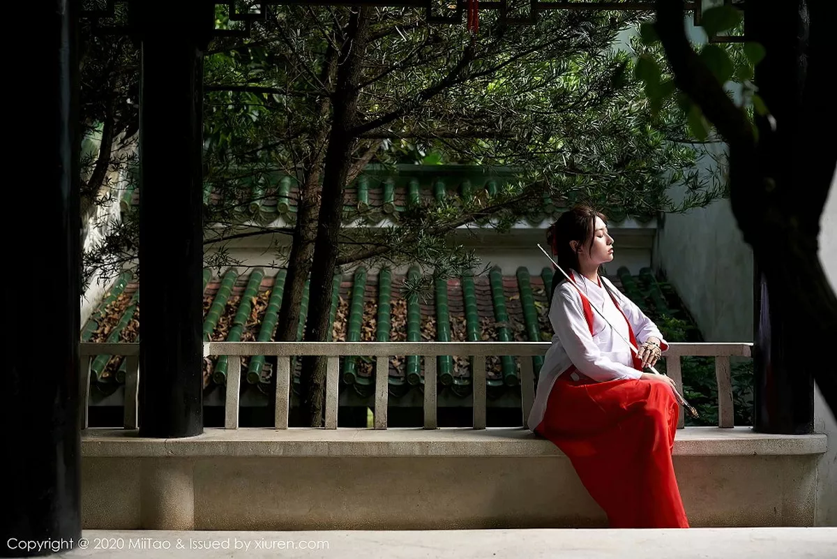 秀人集.com_[MiiTao蜜桃社]Vol.142_新人嫩模茵茵简紫霞仙子主题CoS古典风清新迷人写真34P