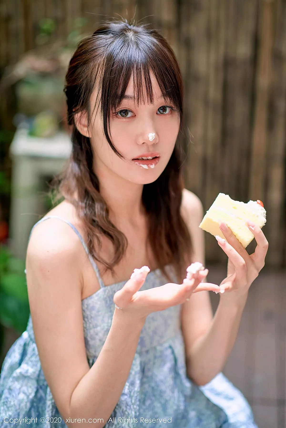 秀人集.com_[XiuRen秀人网]No.2533_新人模特尤其足控福利主题私房吊带连身裙秀美腿玉足性感写真118P