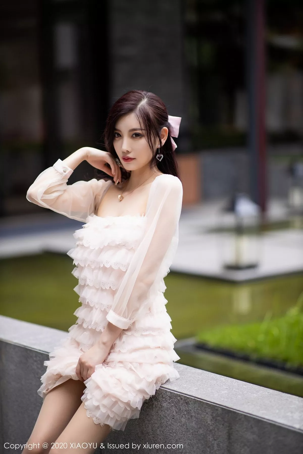 秀人集.com_[XiaoYu画语界]Vol.358_女神杨晨晨sugar阳朔旅拍粉色运动内衣秀魔鬼身材诱惑写真70P