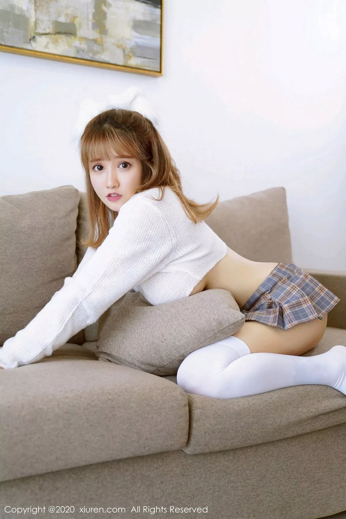 秀人集.com_[XiuRen秀人网]No.2715_嫩模周大萌私房针织毛衣配JK短裙露白嫩翘臀极致诱惑写真50P