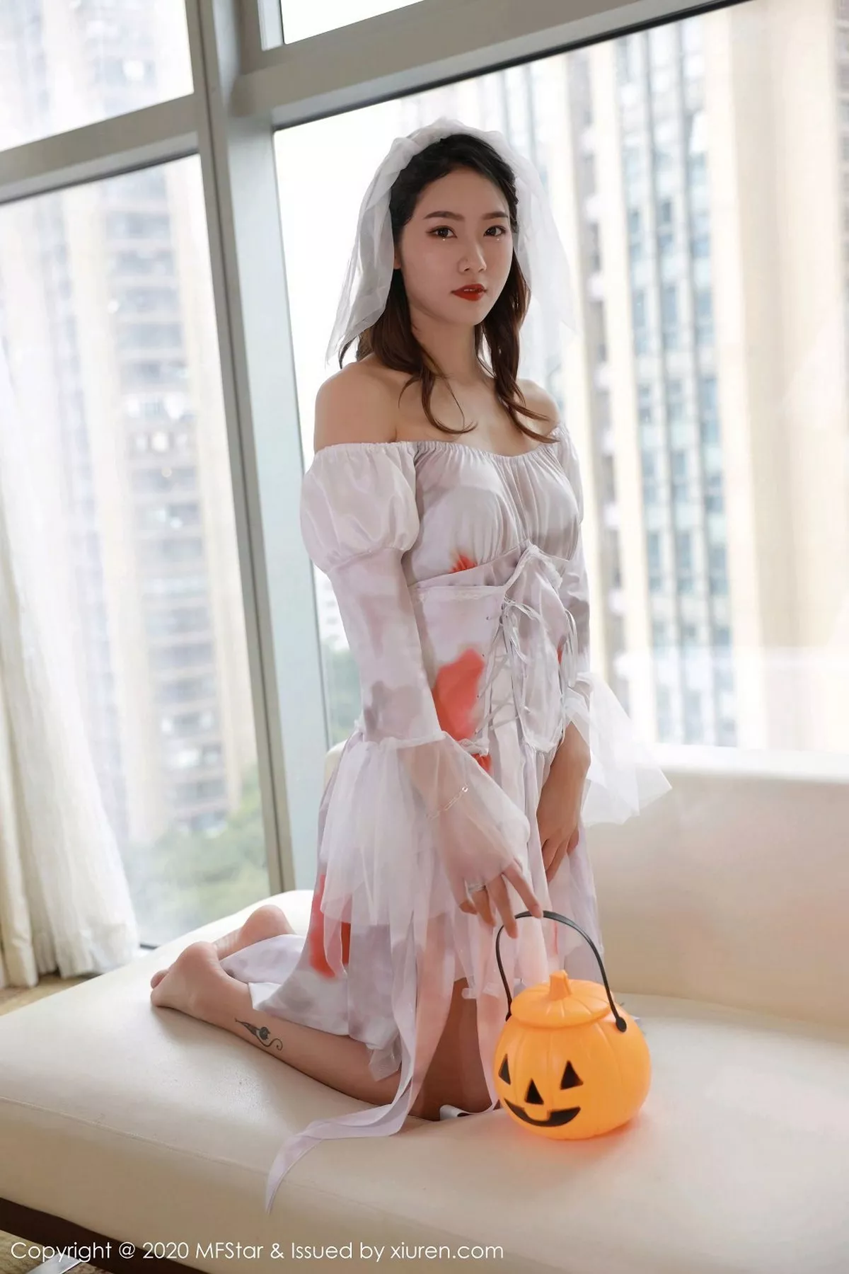 秀人集.com_[MFStar模范学院]Vol.408_嫩模方子萱万圣节鬼新娘主题撩裙露蕾丝内裤诱惑写真61P