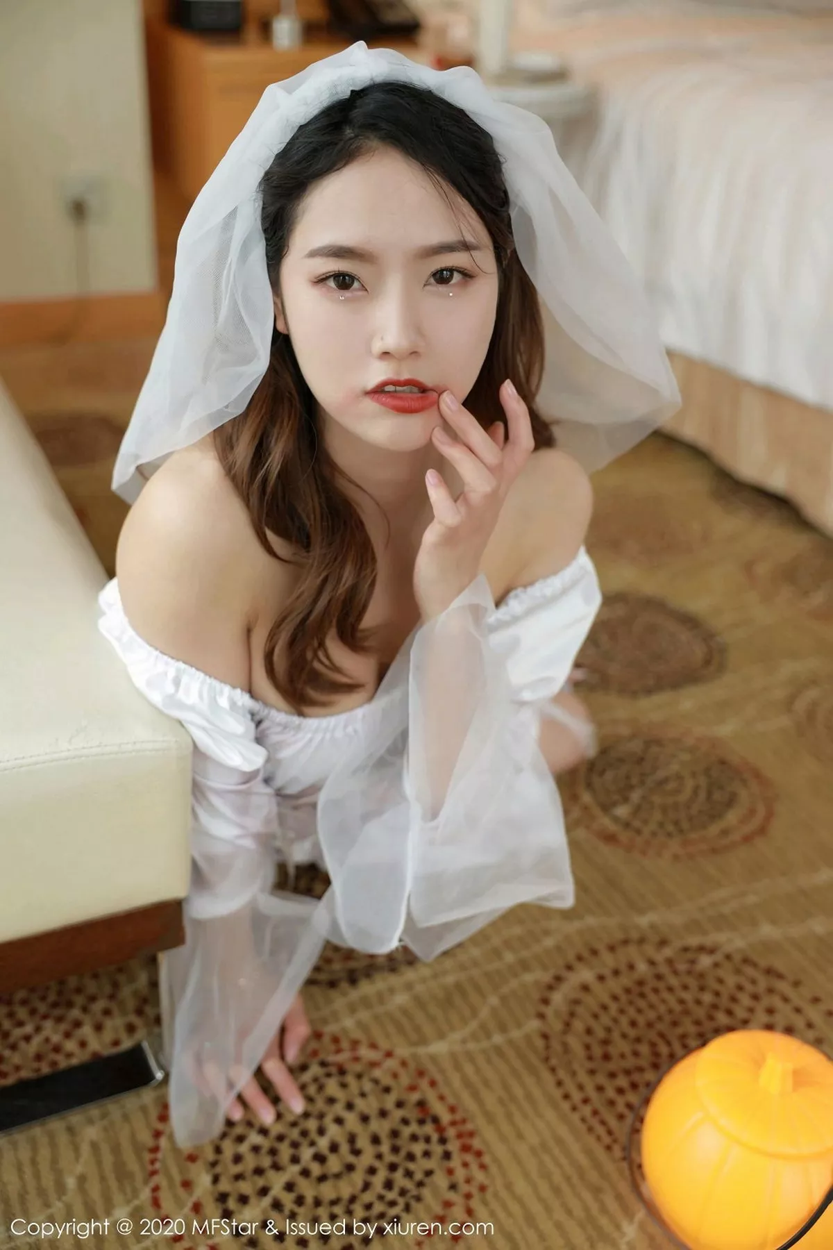 秀人集.com_[MFStar模范学院]Vol.408_嫩模方子萱万圣节鬼新娘主题撩裙露蕾丝内裤诱惑写真61P