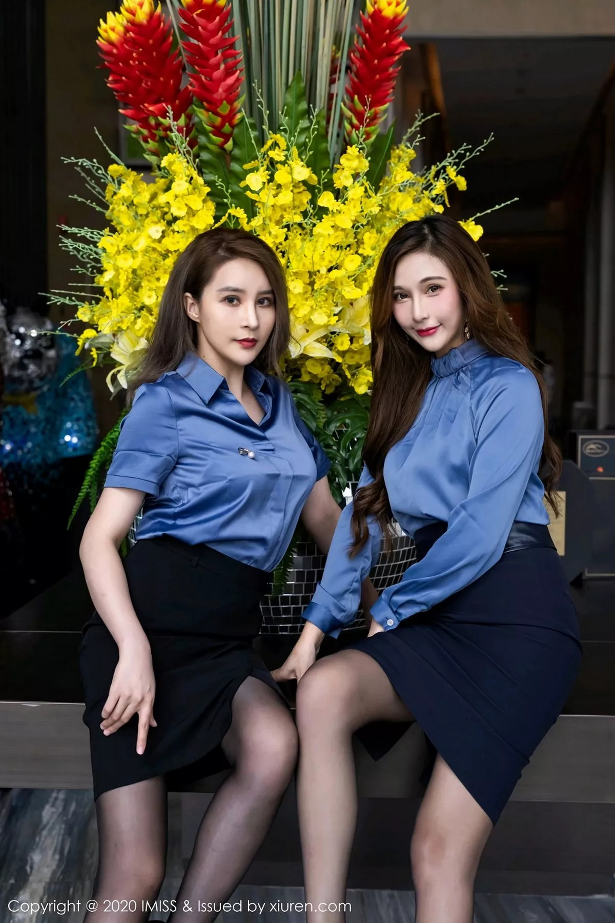 秀人集.com_[IMISS爱蜜社]Vol.519_丽质模特Lavinia肉肉＆Jermy典雅OL短裙配黑丝裤袜诱惑写真55P