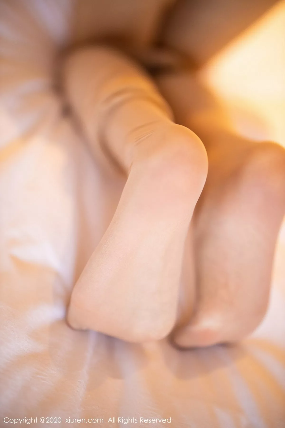 秀人集.com_[XiuRen秀人网]No.2733_女神杨晨晨sugar私房床上超薄肉丝裤袜透视秀蕾丝内裤诱惑写真66P