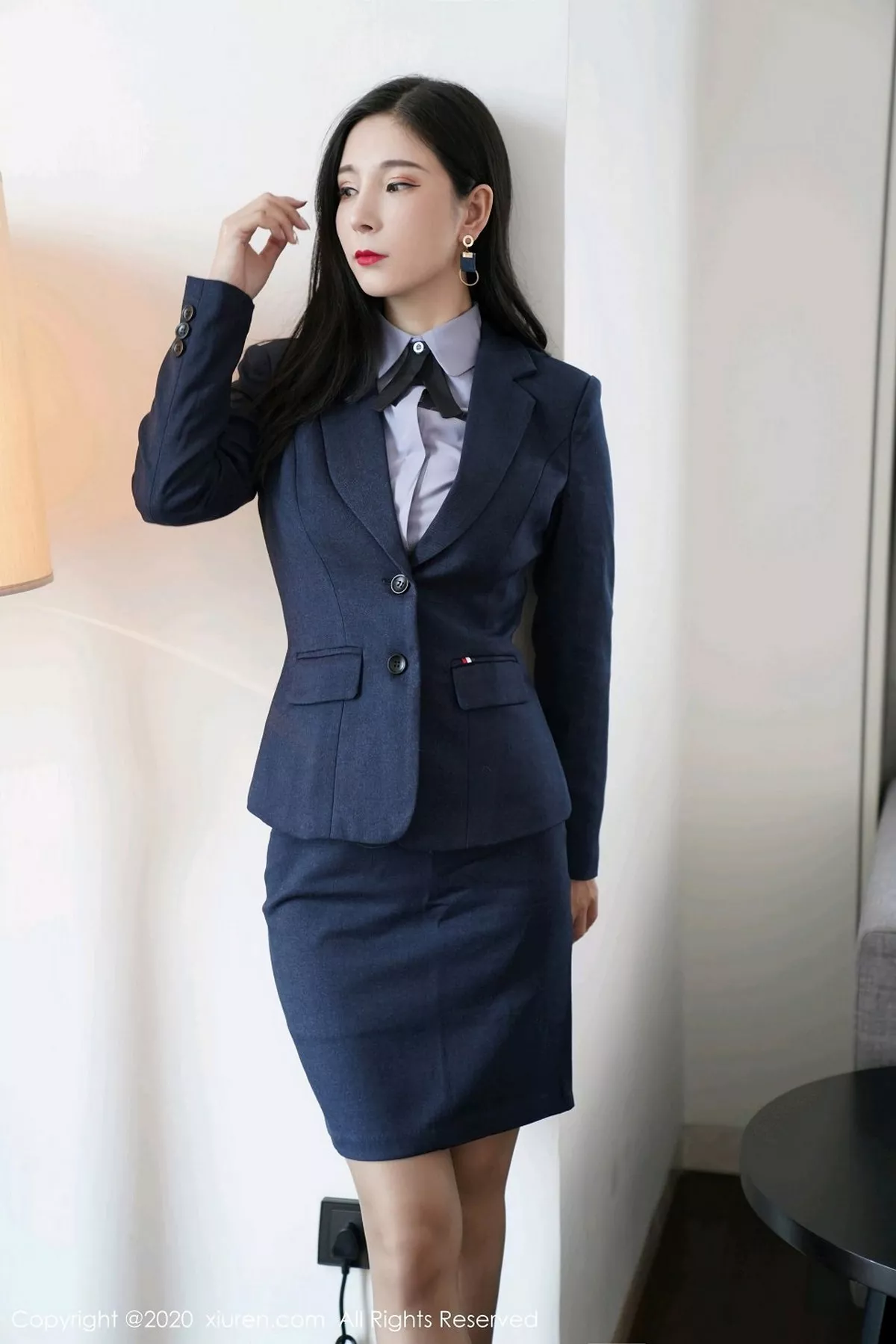 秀人集.com_[XiuRen秀人网]No.2816_嫩模小蛮妖Yummy职场白衬衫OL主题半脱肉丝裤袜秀翘臀诱惑写真80P