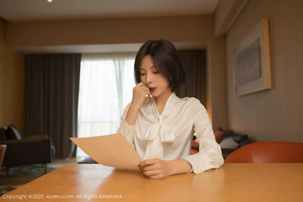 秀人集.com_[XiuRen秀人网]No.2835_嫩模陈小喵演员招募主题性感内衣配开档黑丝裤袜露翘臀诱惑写真83P