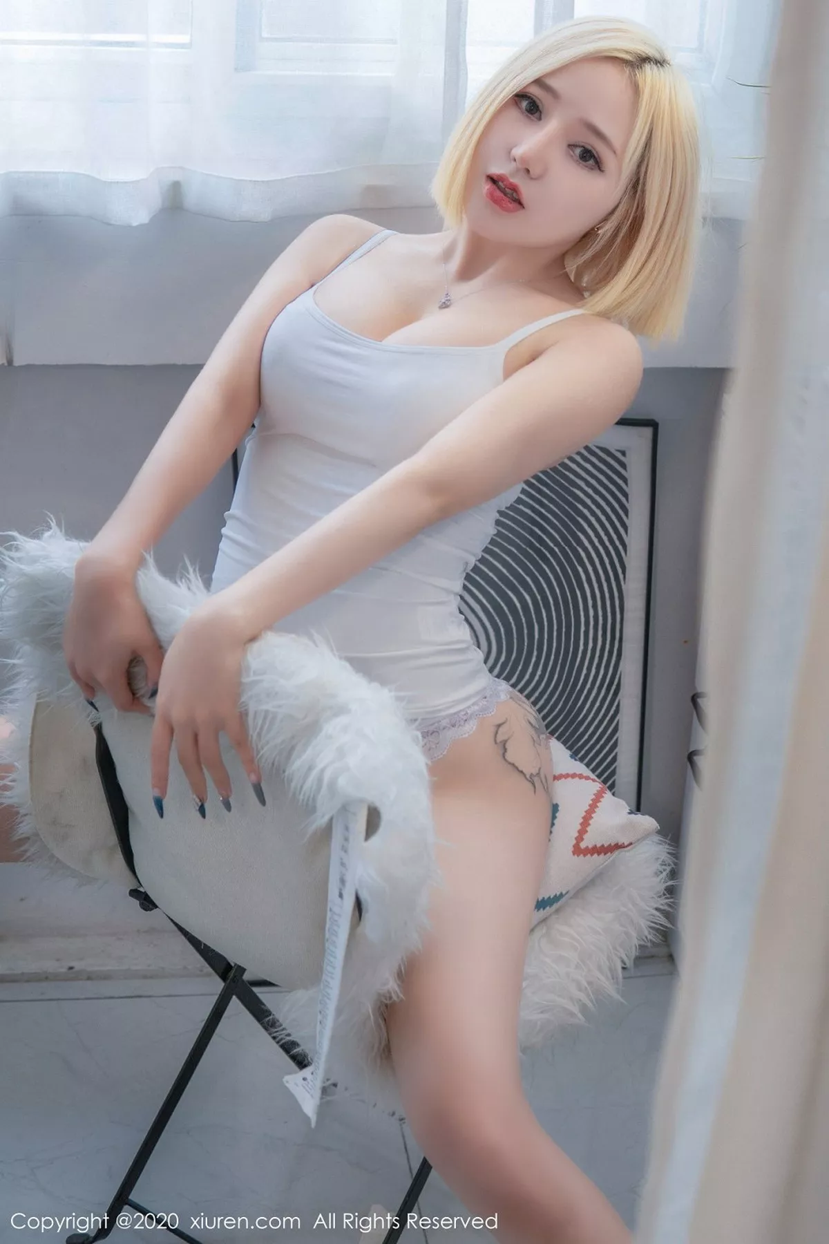 秀人集.com_[XiuRen秀人网]No.2842_嫩模文静儿纯白低胸内衣秀魔鬼身材浑圆蜜桃臀极致诱惑写真60P