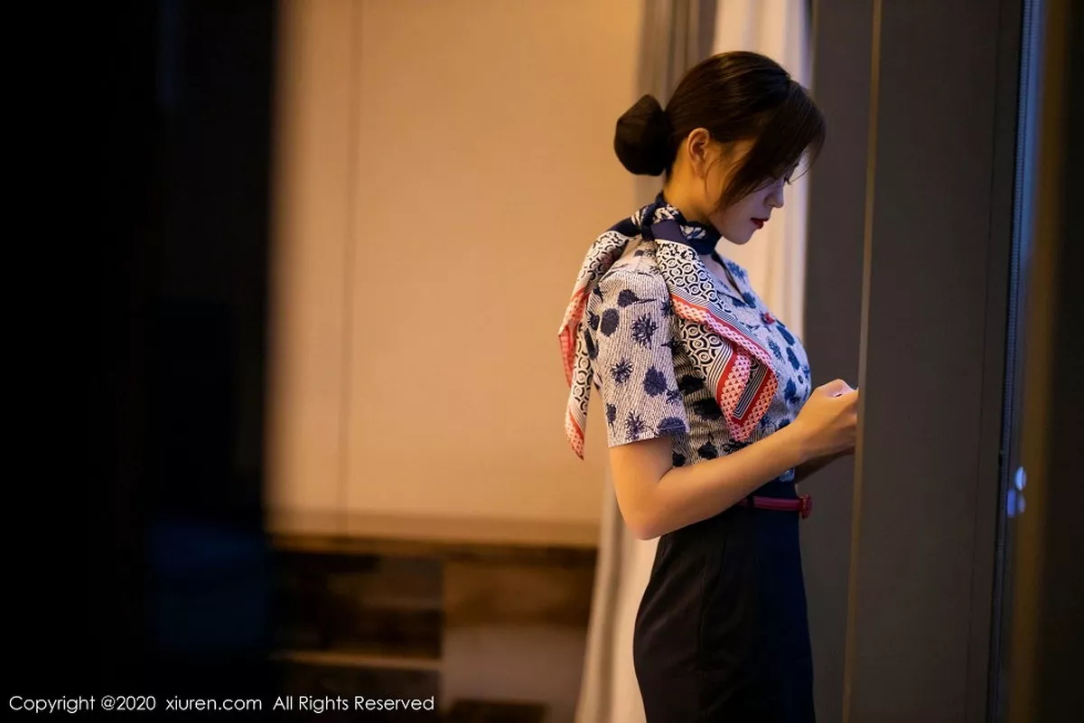 秀人集.com_[XiaoYu画语界]Vol.407_嫩模杨紫嫣Cynthia空乘制服主题性感内衣配黑丝裤袜诱惑写真82P