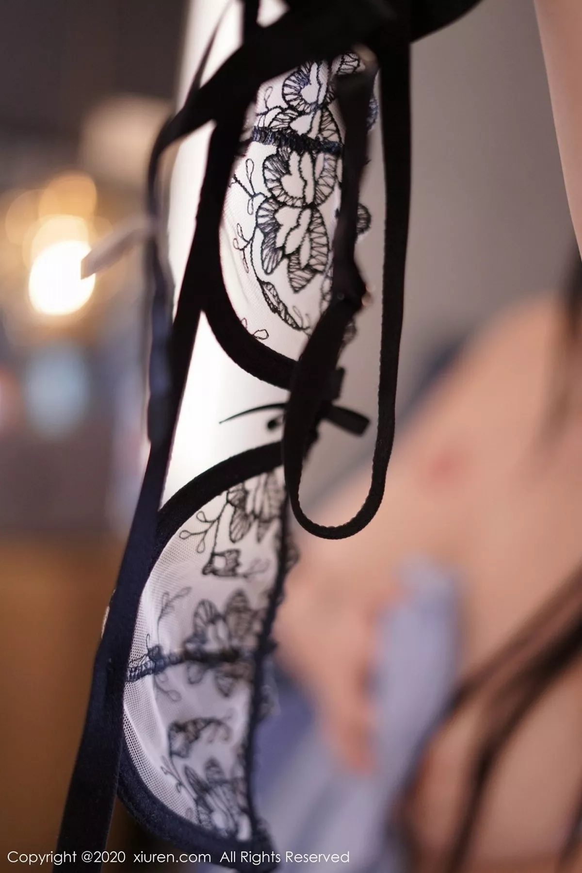 秀人集.com_[XiuRen秀人网]No.2852_嫩模美七Mia情趣女警制服主题私房开档黑丝裤袜秀翘臀诱惑写真78P