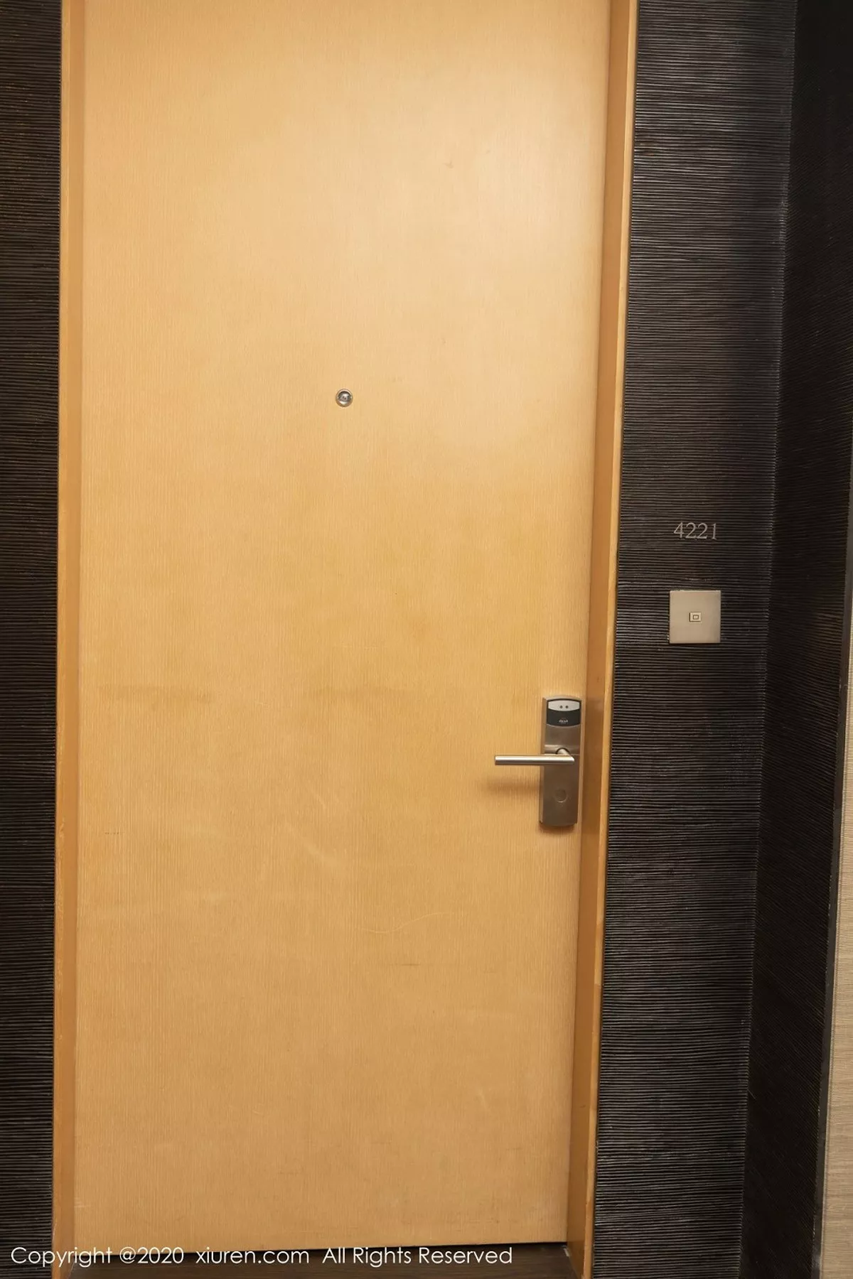 秀人集.com_[XiuRen秀人网]No.2860_嫩模陈小喵上门维修主题私房性感白衬衣配超薄肉丝裤袜诱惑写真80P