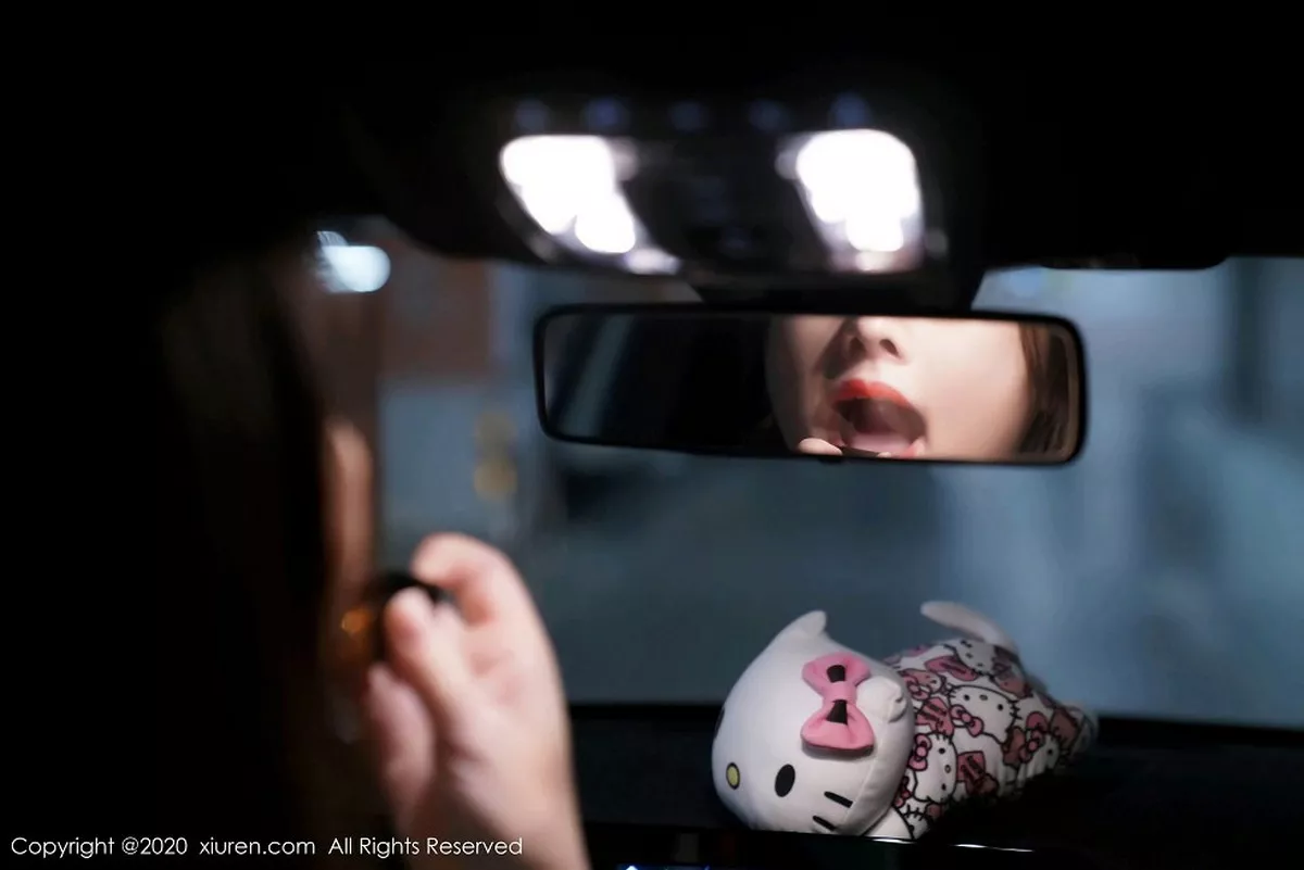 秀人集.com_[XiuRen秀人网]No.2861_嫩模诗诗kiki魅惑车拍OL主题黑色缕空网袜秀翘臀撩人诱惑写真86P