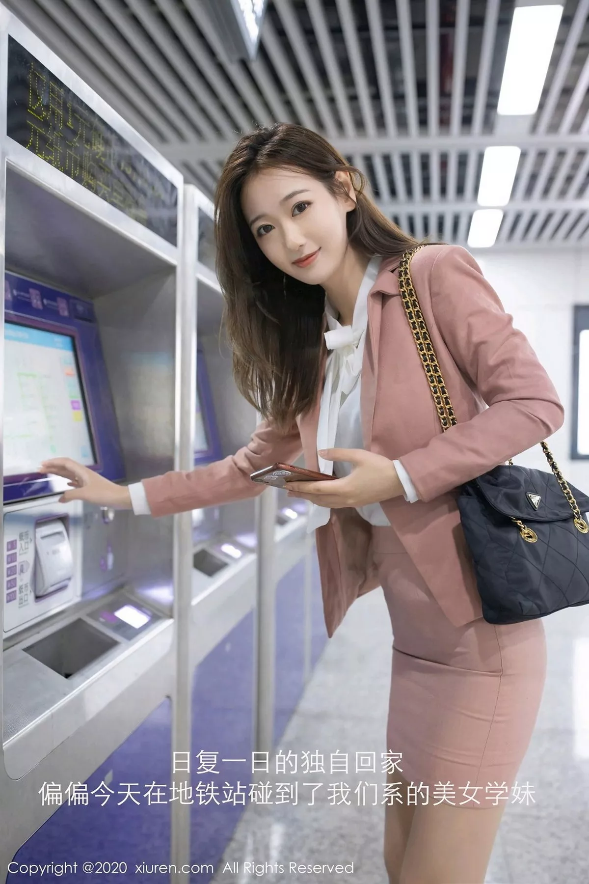 秀人集.com_[XiuRen秀人网]No.2865_嫩模唐安琪地铁学妹系列主题性感内衣配开档肉丝裤袜诱惑写真62P