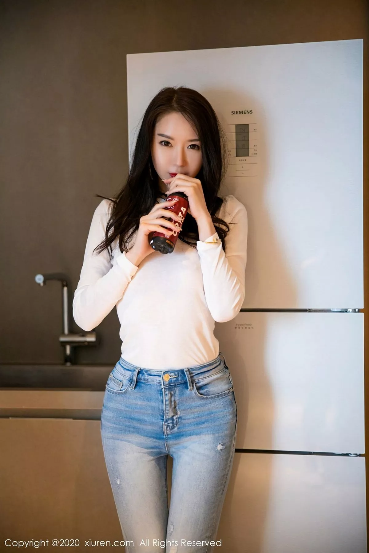 秀人集.com_[XiuRen秀人网]No.2870_嫩模梦心月心愿旅拍私房脱牛仔裤露无内黑丝裤袜秀翘臀诱惑写真94P