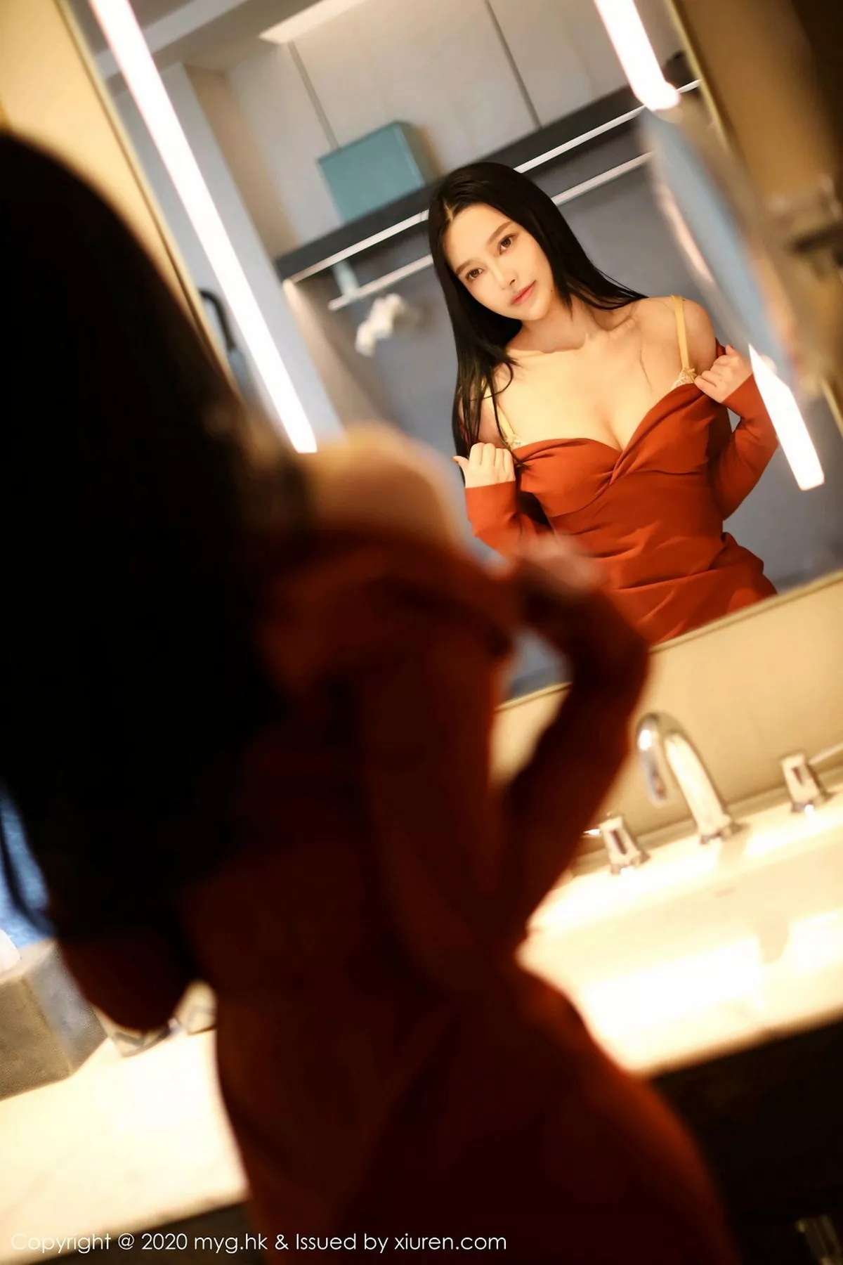 秀人集.com_[MyGirl美媛馆]Vol.466_女神唐琪儿私房脱猩红连身裙露性感内衣蕾丝吊袜诱惑写真45P