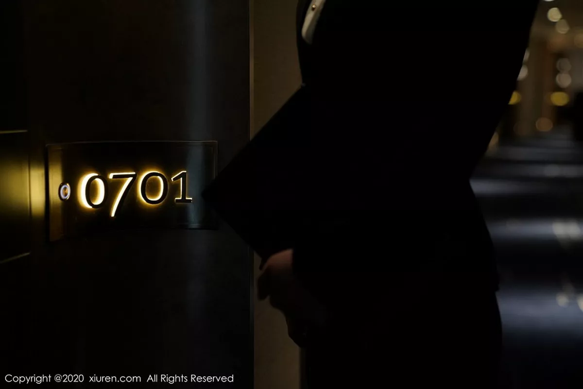 秀人集.com_[XiuRen秀人网]No.2901_嫩模fairy如歌剧情主题性感白衬衣配黑短裙浴室湿身诱惑写真100P