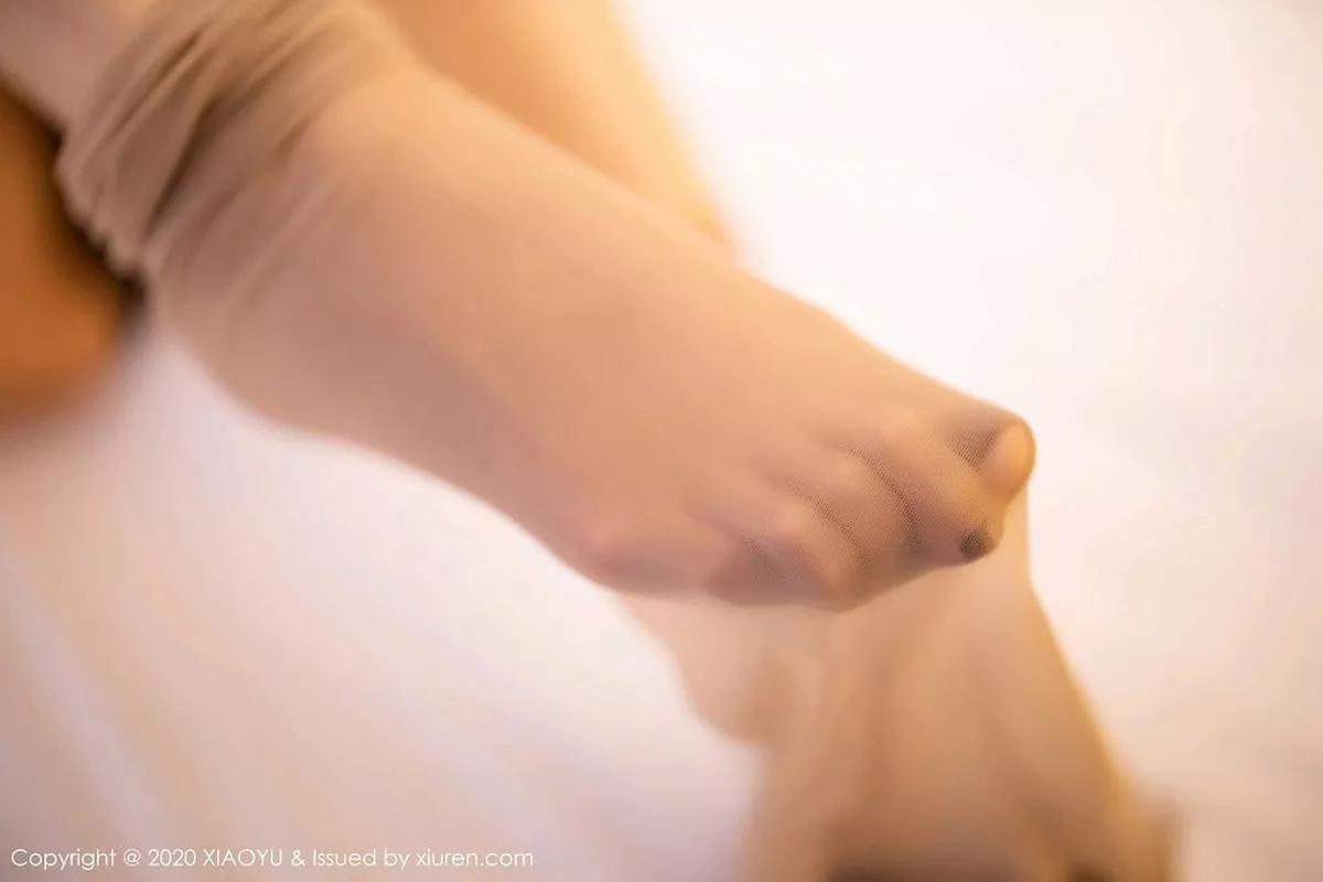 秀人集.com_[XiaoYu画语界]Vol.410_嫩模杨紫嫣Cynthia私房古韵旗袍半脱露性感内衣诱惑写真66P