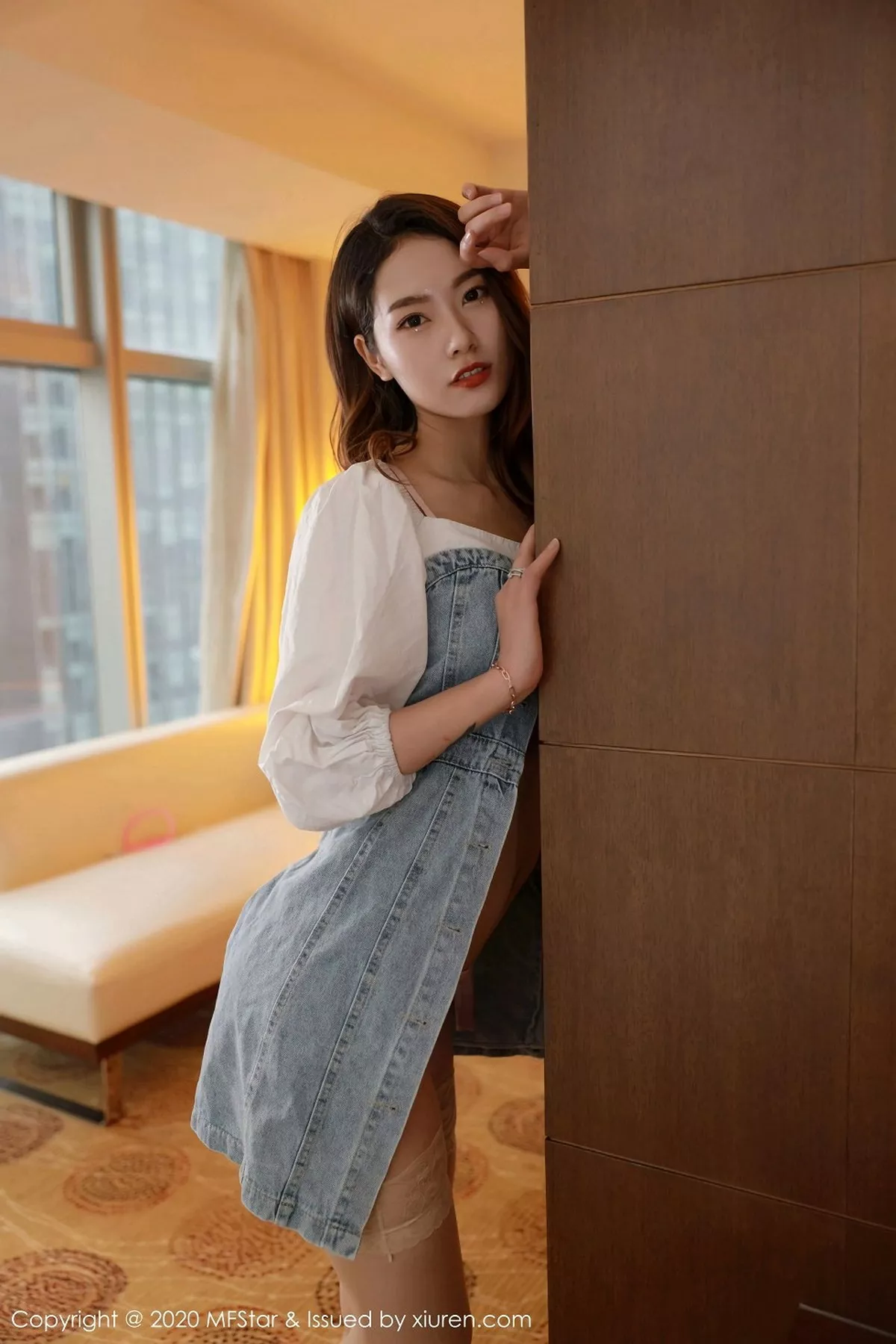 秀人集.com_[MFStar模范学院]Vol.414_嫩模方子萱私房粉色缕空蕾丝内衣秀完美身材诱惑写真42P