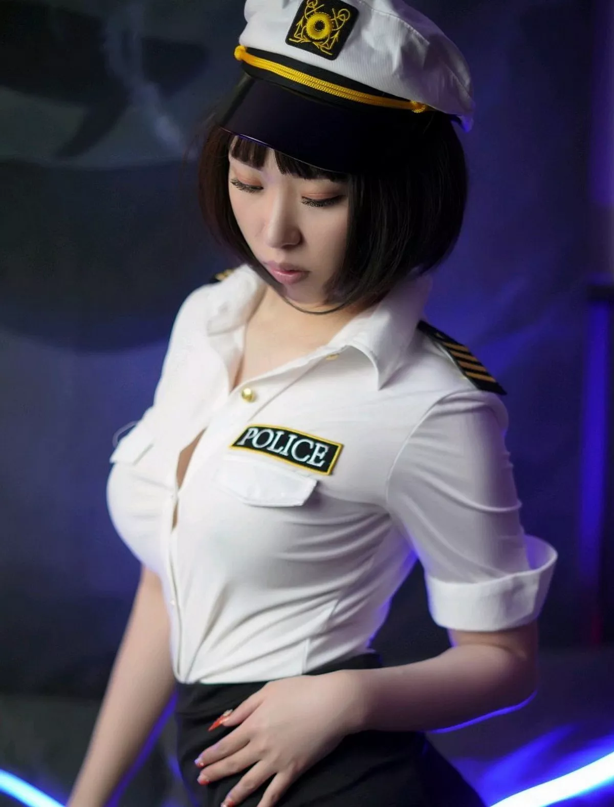 秀人集.com_[XiuRen秀人网]No.2802_嫩模小波多黑白变换警花魅惑制服私房撩人意语秀翘臀诱惑写真36P