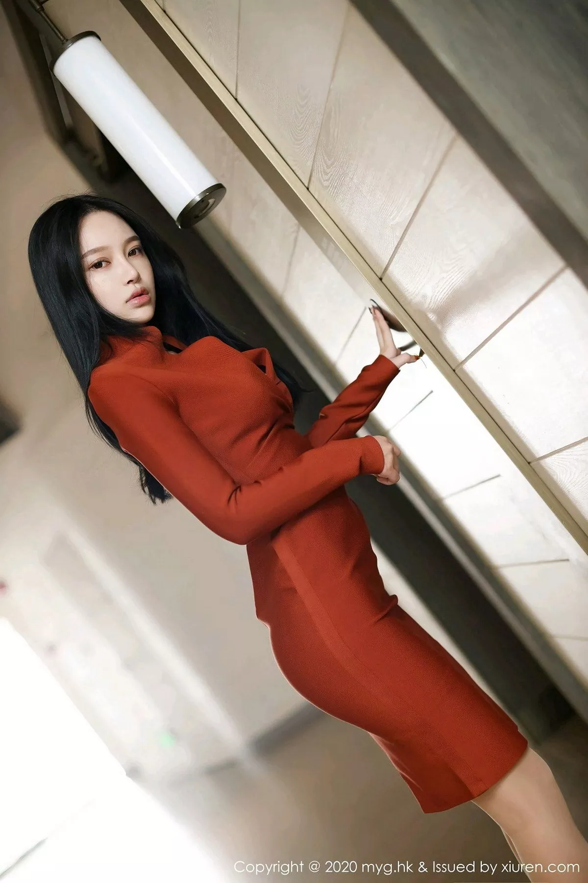 秀人集.com_[MyGirl美媛馆]Vol.458_嫩模唐琪儿私房红色长裙OL风格主题肉丝裤袜秀美腿诱惑写真70P