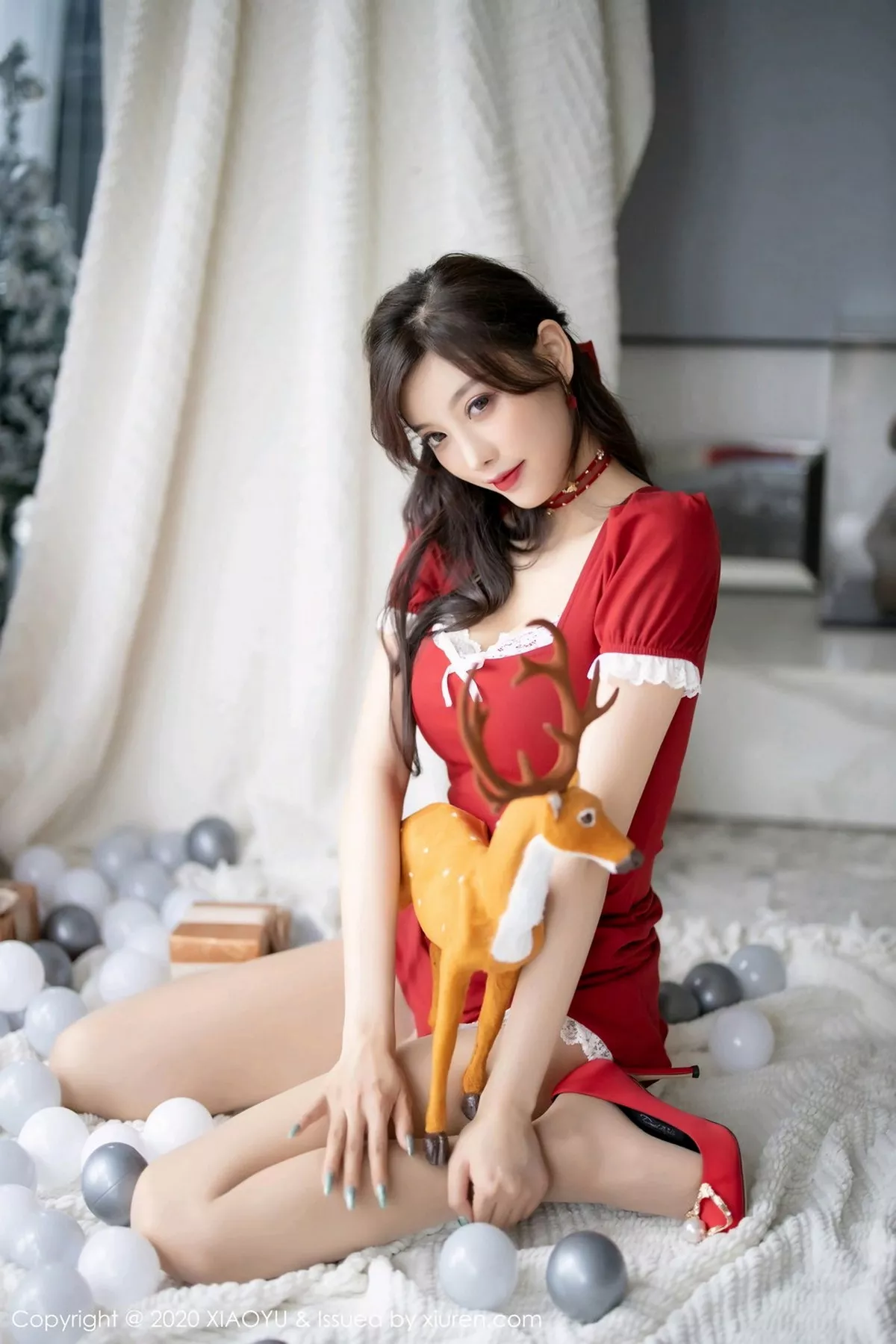 秀人集.com_[XiaoYu画语界]Vol.438_女神杨晨晨sugar圣诞主题性感红色内衣秀完美身材诱惑写真78P