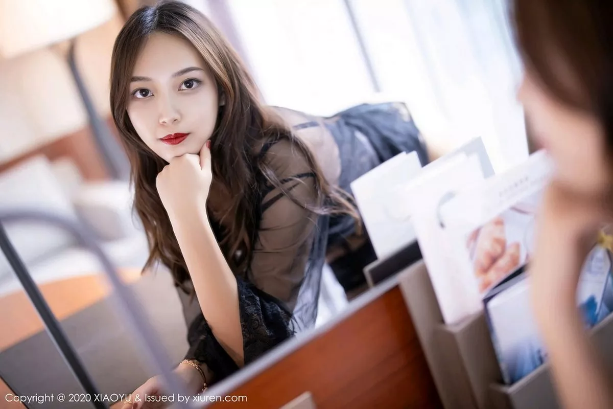 秀人集.com_[XiaoYu画语界]Vol.440_嫩模郑颖姗黑色蕾丝情趣内衣配吊带蕾丝袜秀翘臀诱惑写真68P