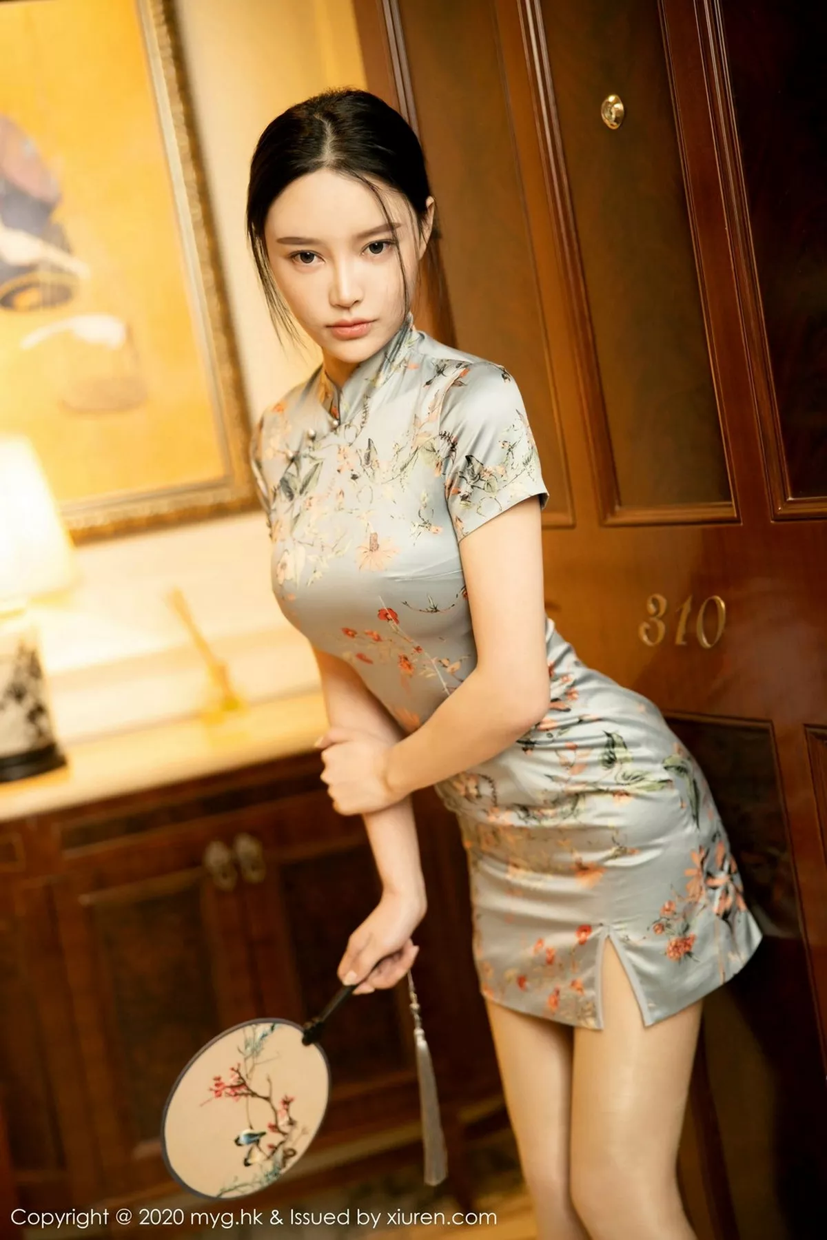 秀人集.com_[MyGirl美媛馆]Vol.473_女神唐琪儿床上古典婀娜旗袍配肉丝裤袜撩人姿势诱惑写真148P