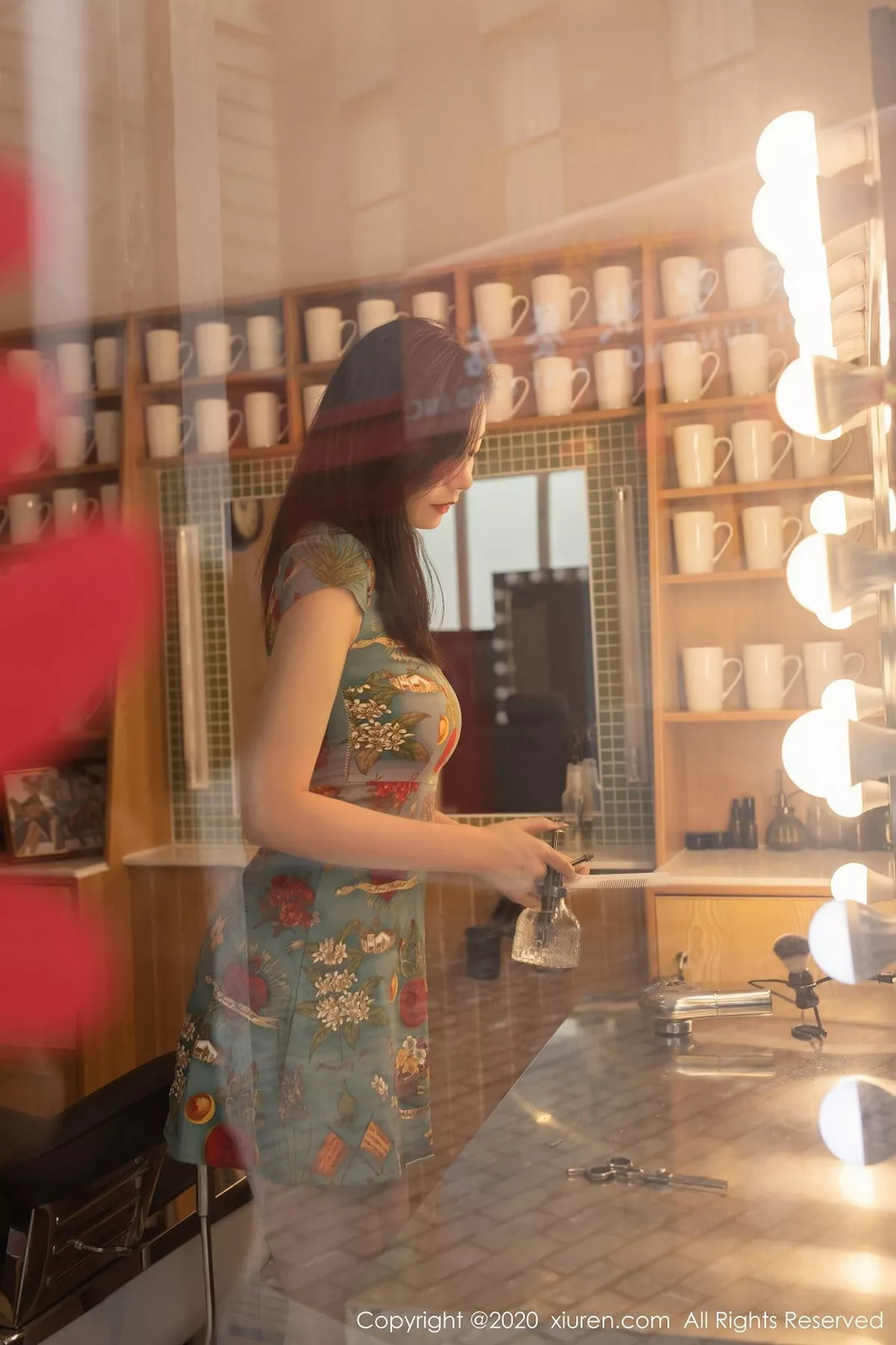 秀人集.com_[XiuRen秀人网]No.2963_嫩模安然Maleah新年发型屋主题怀旧港风旗袍半露豪乳诱惑写真65P