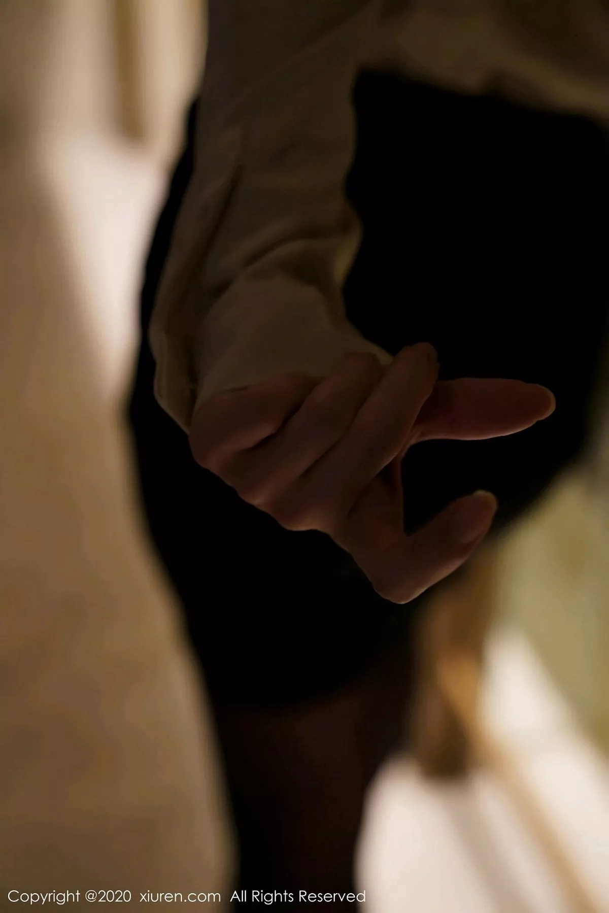 秀人集.com_[XiuRen秀人网]No.2906_嫩模萌汉药baby＆张雨萌私房剧情主题性感姐妹花演绎女同诱惑写真58P