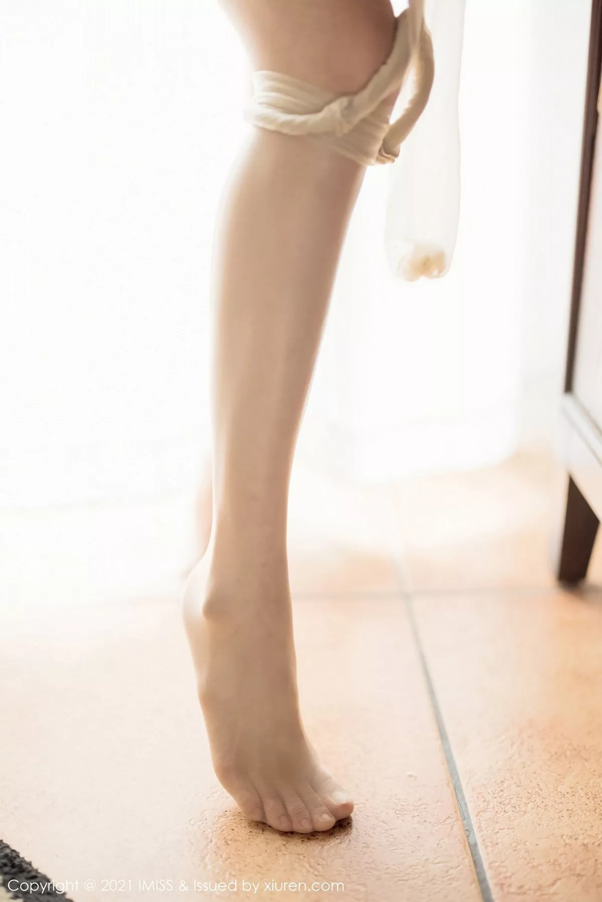 秀人集.com_[IMISS爱蜜社]Vol.541_女神小狐狸Kathryn私房脱牛仔裤露性感粉色内衣完美诱惑写真52P