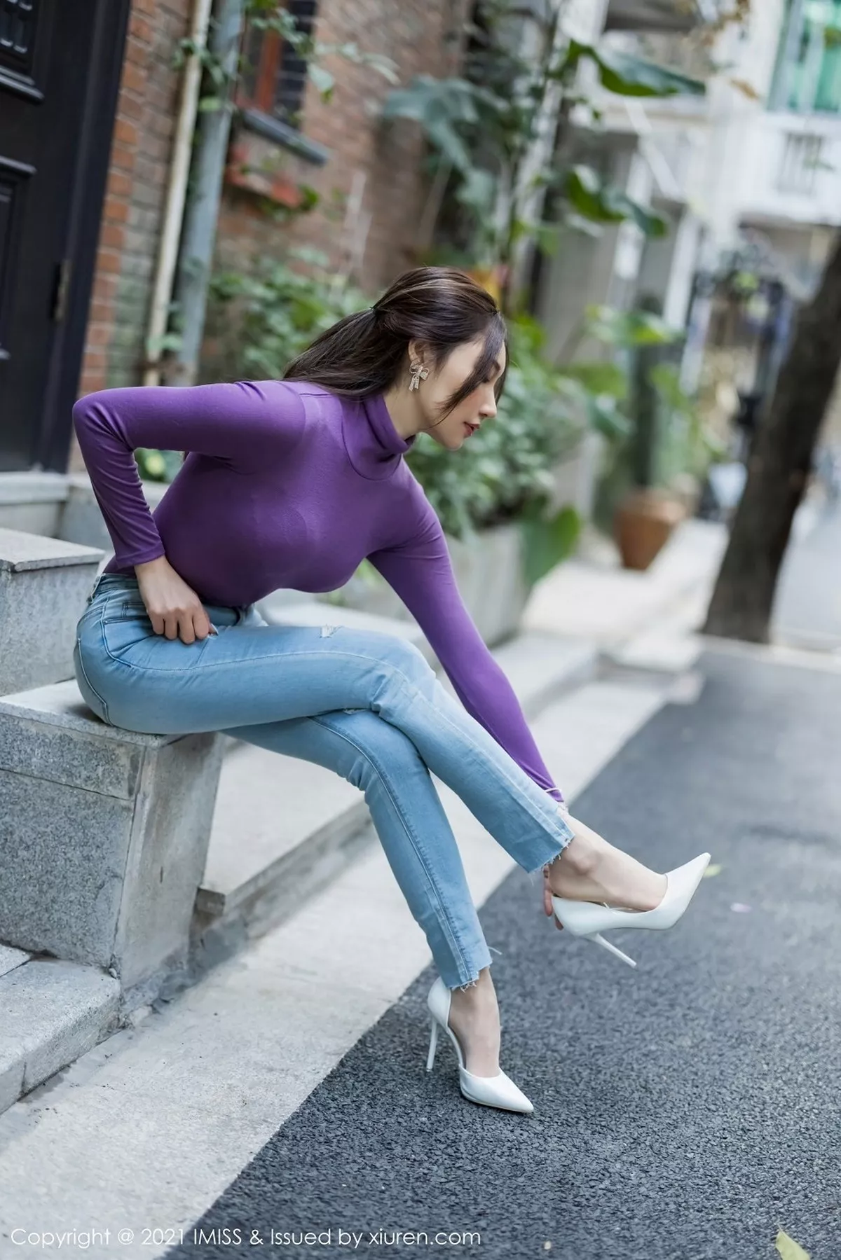 秀人集.com_[IMISS爱蜜社]Vol.541_女神小狐狸Kathryn私房脱牛仔裤露性感粉色内衣完美诱惑写真52P