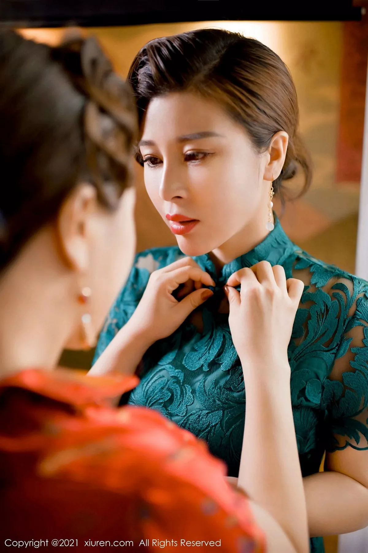 秀人集.com_[XiuRen秀人网]No.3003_嫩模Lucky沈欢欣性感姐妹花双人拉拉合集撩人姿势诱惑写真45P