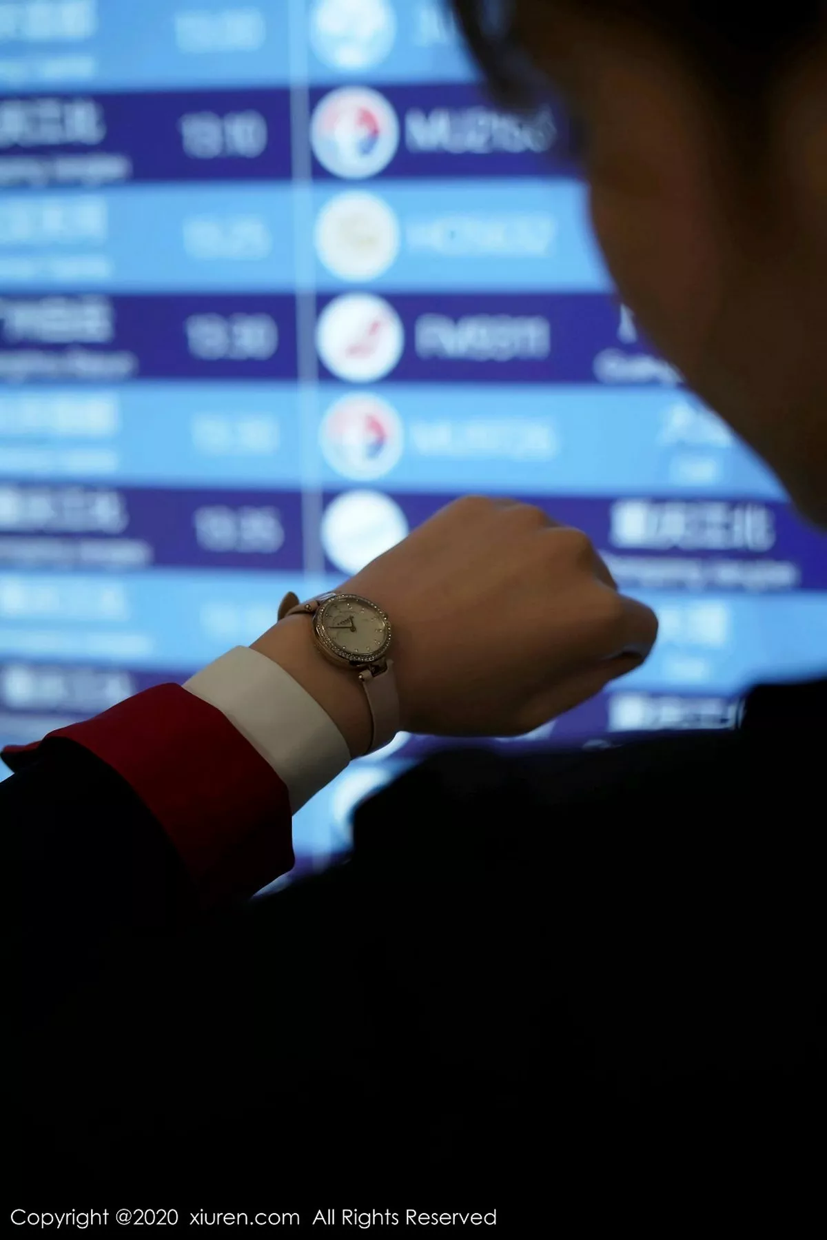 秀人集.com_[XiuRen秀人网]No.2915_女神周于希Sandy空姐真实场景剧情主题红色内衣配黑丝诱惑写真106P