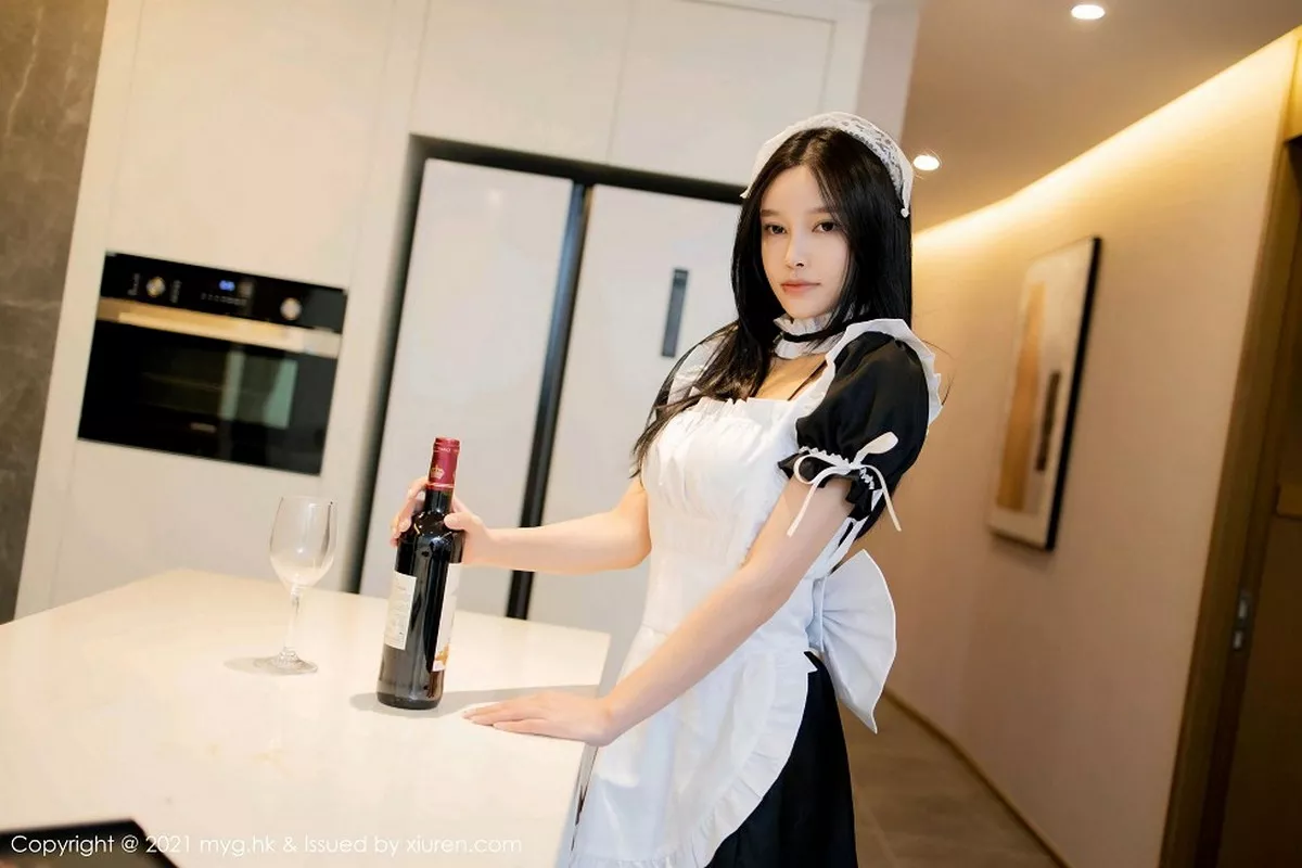 秀人集.com_[MyGirl美媛馆]Vol.479_女神唐琪儿黑白经典女仆装配超薄黑丝裤袜秀翘臀诱惑写真54P