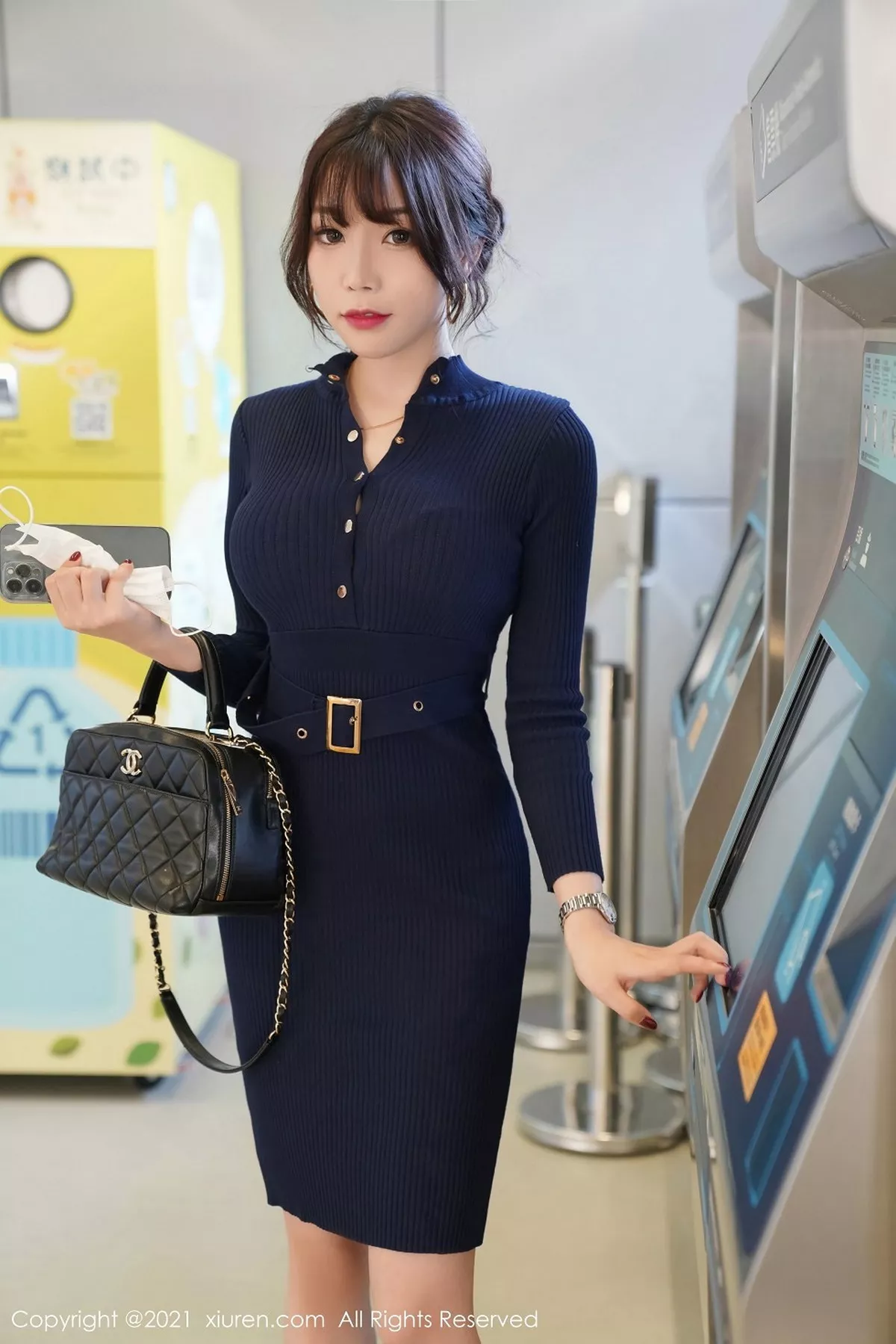 秀人集.com_[XiuRen秀人网]No.3034_女神芝芝Booty澳门旅拍酒店半脱露狂野豹纹内衣诱惑写真123P