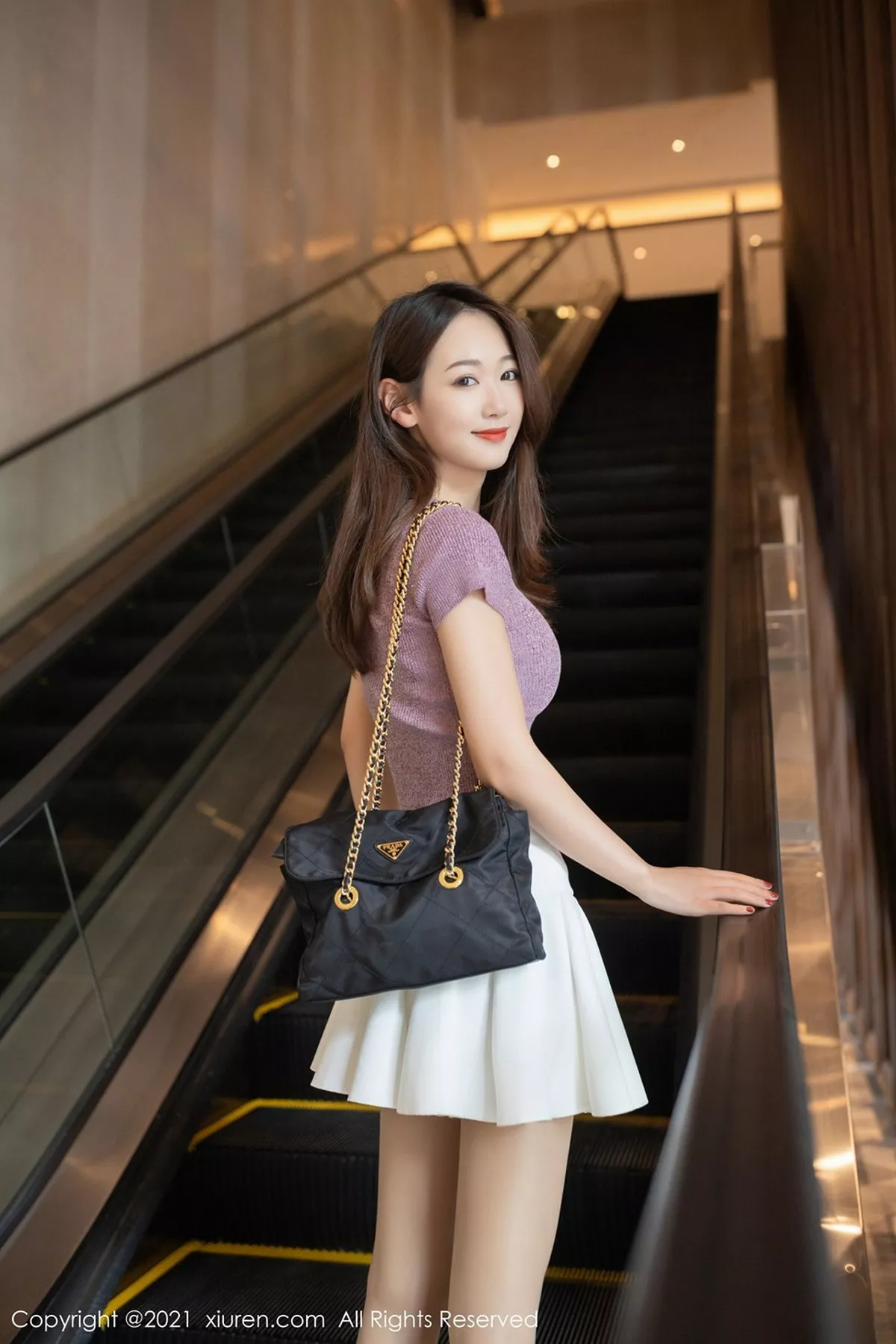 秀人集.com_[XiuRen秀人网]No.3090_嫩模唐安琪星瑶尾随主题床上性感内衣配开档肉丝裤袜诱惑写真82P