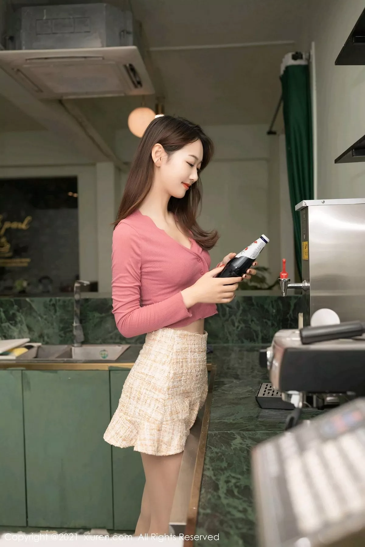 秀人集.com_[XiuRen秀人网]No.3017_嫩模唐安琪妻子突然冷漠剧情主题私房浴室半脱撩人诱惑写真79P