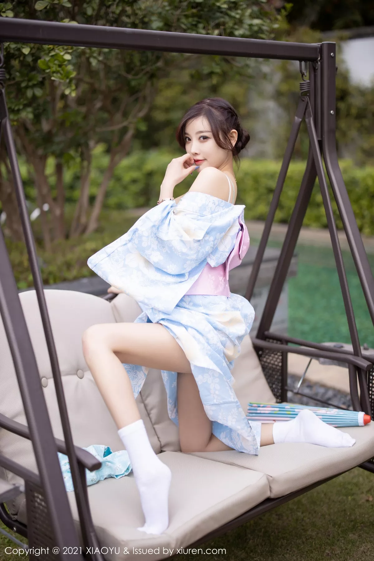 秀人集.com_[XiaoYu画语界]Vol.482_女神杨晨晨sugar厦门旅拍户外日式和服系列半脱撩人诱惑写真80P