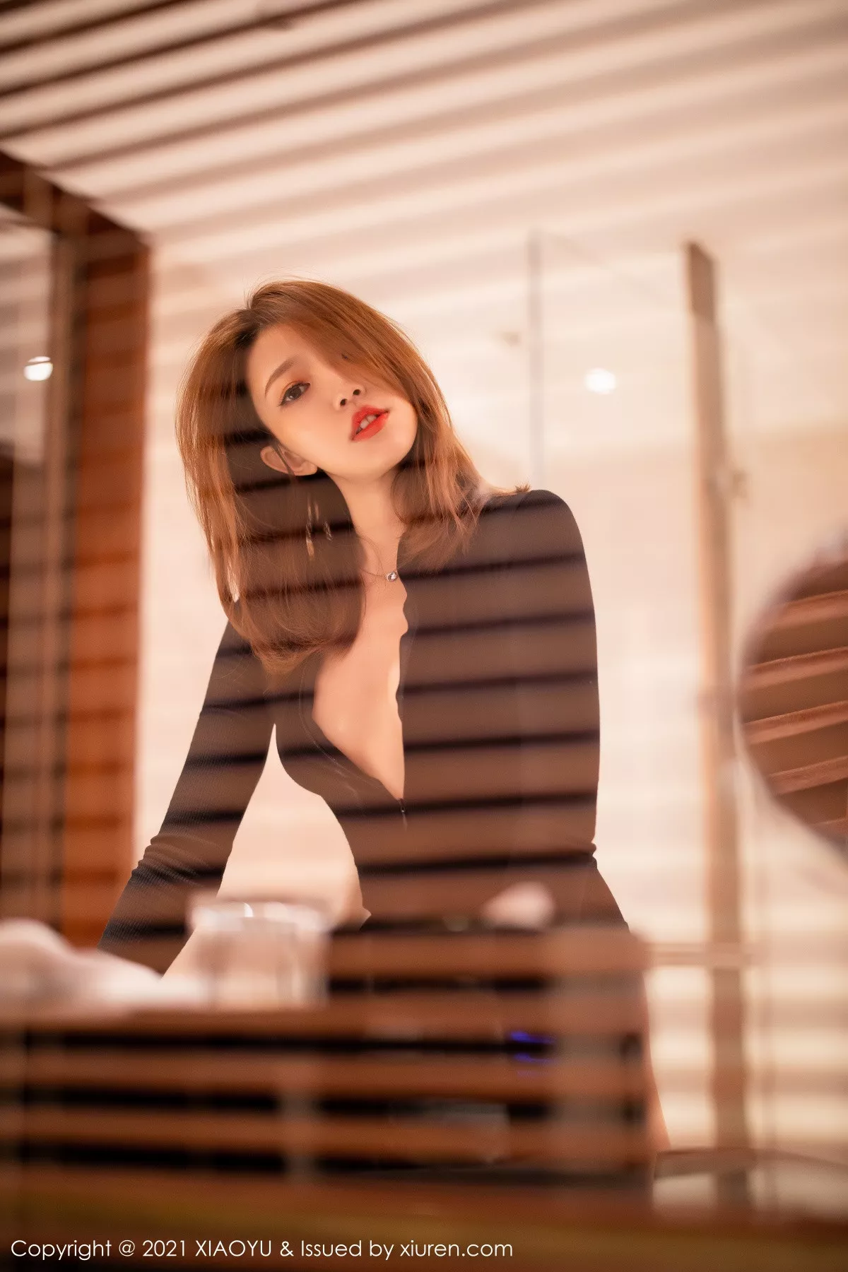 秀人集.com_[XiaoYu画语界]Vol.483_女神冯木木LRIS私房浴室黑色连体衣秀完美身材魅惑写真86P