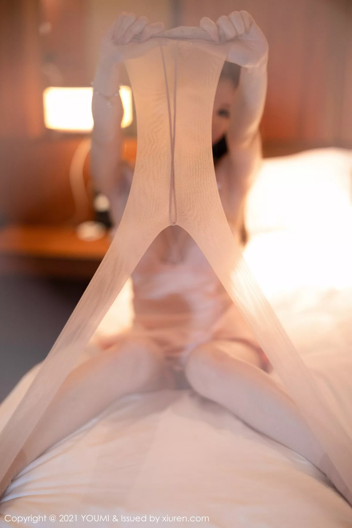 秀人集.com_[YouMi尤蜜荟]Vol.616_女神周于希Sandy厦门旅拍私房蕾丝睡裙秀惹火身材诱惑写真53P