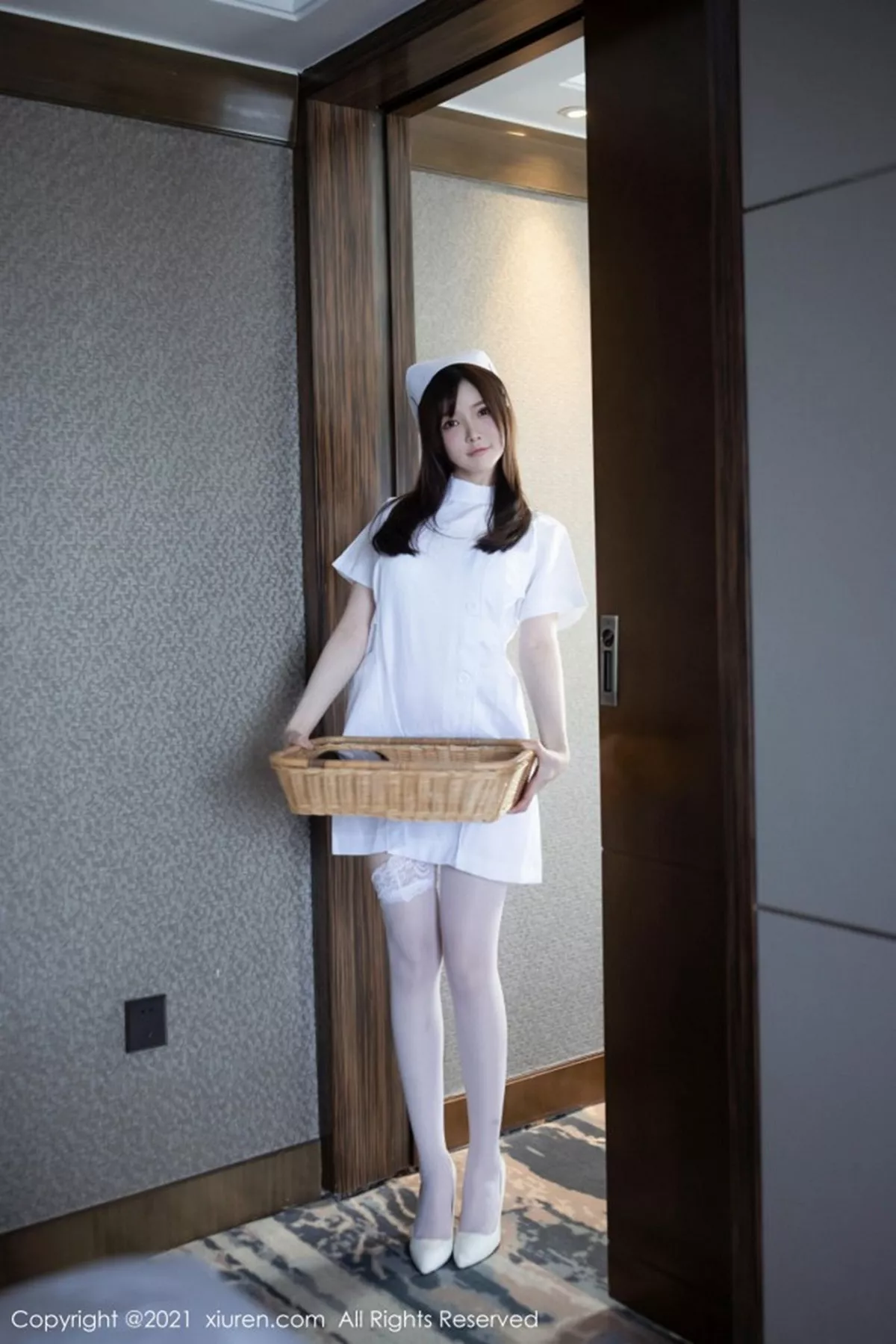 秀人集.com_[XiuRen秀人网]No.3114_女神糯美子Mini洁白护士制服主题私房蕾丝内衣秀豪乳翘臀诱惑写真54P