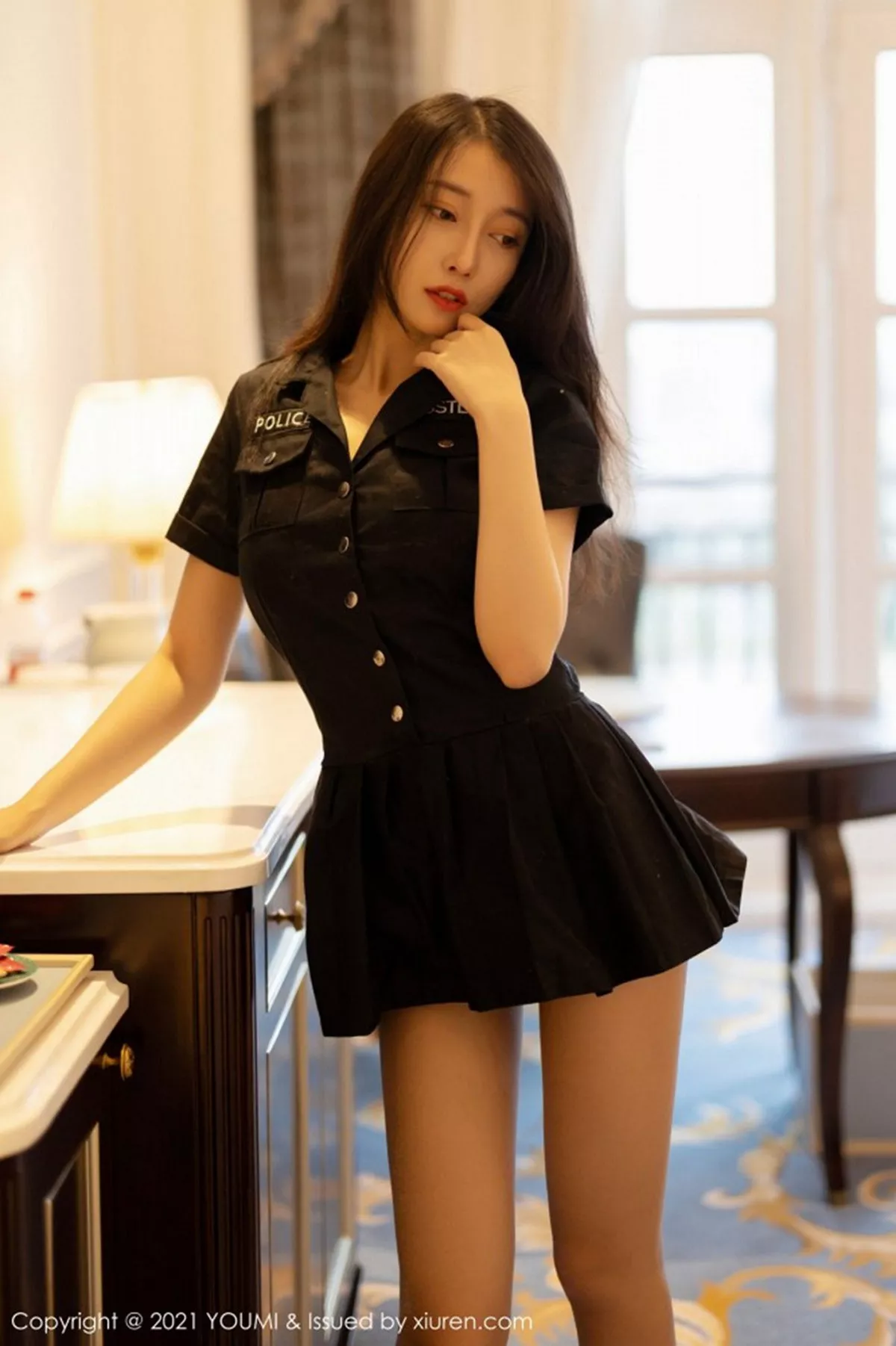 秀人集.com_[YouMi尤蜜荟]Vol.604_丽质美人玥儿玥er厦门旅拍独特魅力制服配朦胧丝袜撩人诱惑写真68P