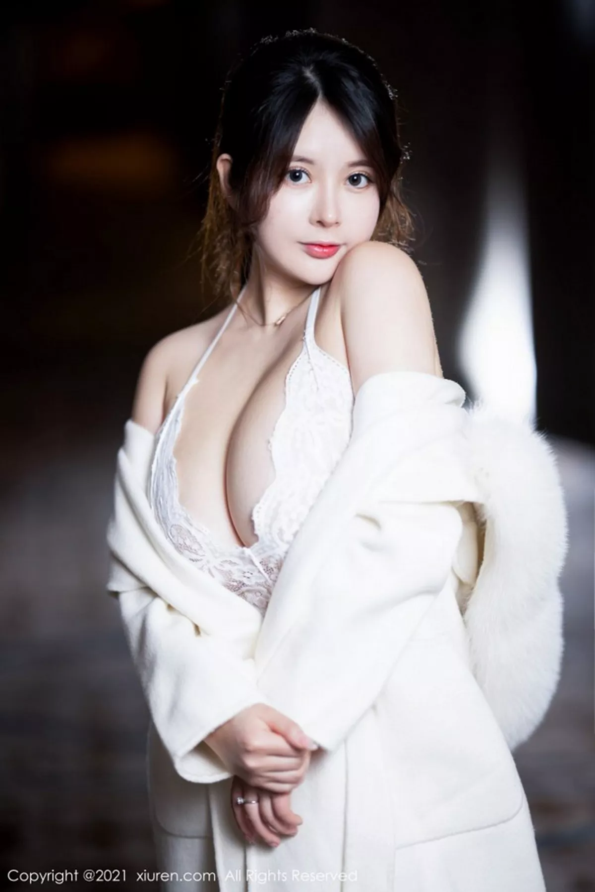 秀人集.com_[XiuRen秀人网]No.3121_嫩模奶油妹妹精致镂空情趣内衣配蕾丝袜秀童颜巨乳极致诱惑写真45P