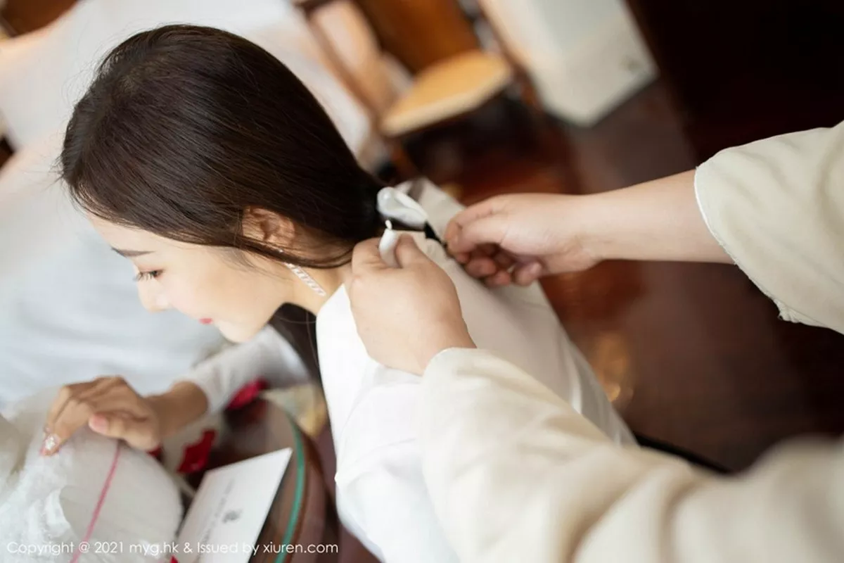 秀人集.com_[MyGirl美媛馆]Vol.492_女神王馨瑶yanni上司过生日主题黑裙下黑丝裤袜秀美腿诱惑写真88P