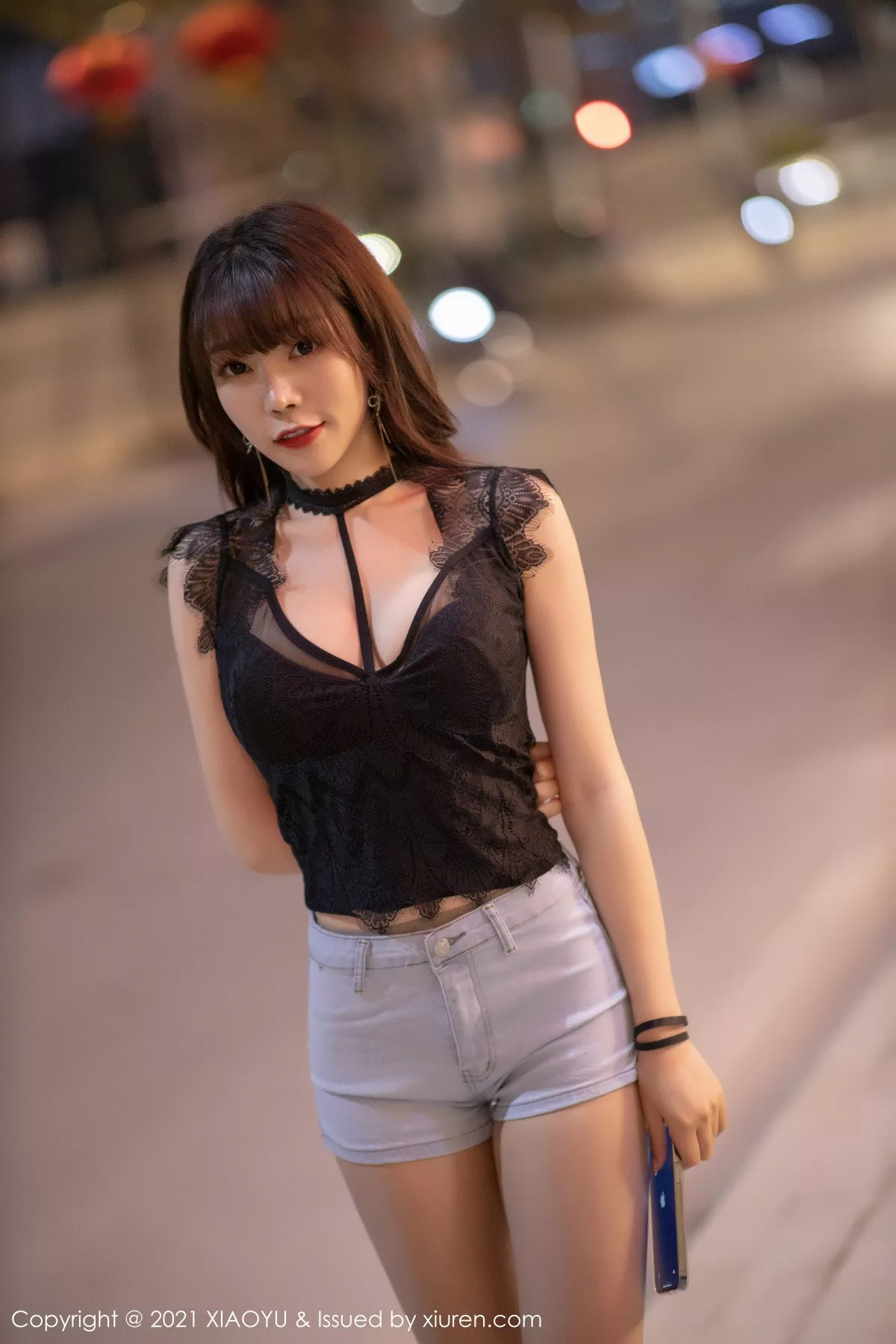 秀人集.com_[XiaoYu画语界]Vol.494_女神芝芝Booty私房脱牛仔短裤露黑色情趣内裤迷人诱惑写真86P