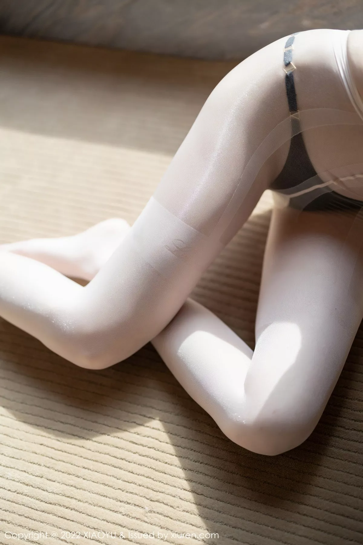 秀人集.com_[XiaoYu画语界]Vol.814_模特梦心玥性感收身上衣配白短裙露红色内衣超薄肉丝诱惑写真97P